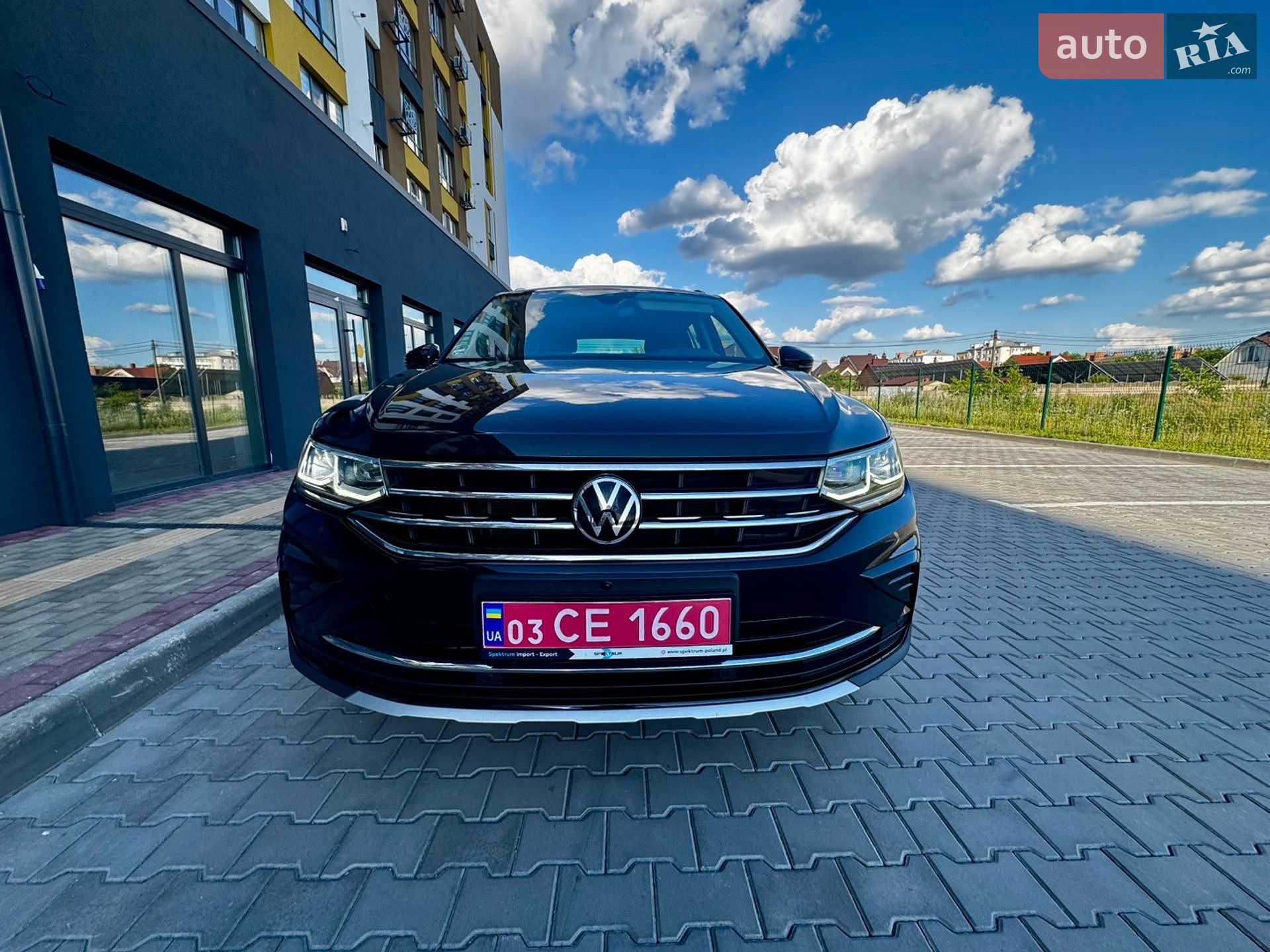 Volkswagen Tiguan 2022 VIN WVGZZZ5NZNW411840 фото оголошення 3 з 111