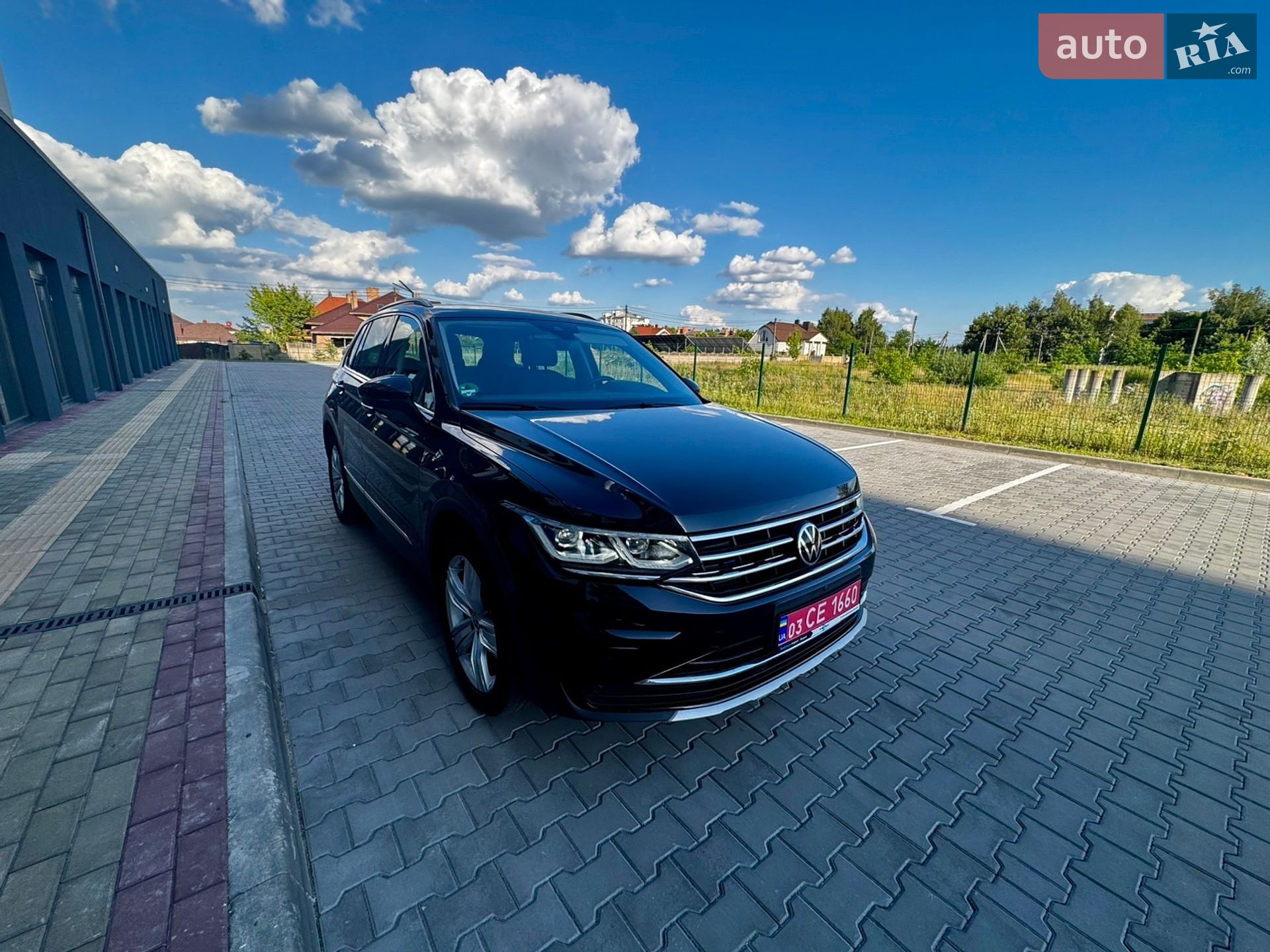 Volkswagen Tiguan 2022 VIN WVGZZZ5NZNW411840 фото оголошення 8 з 111