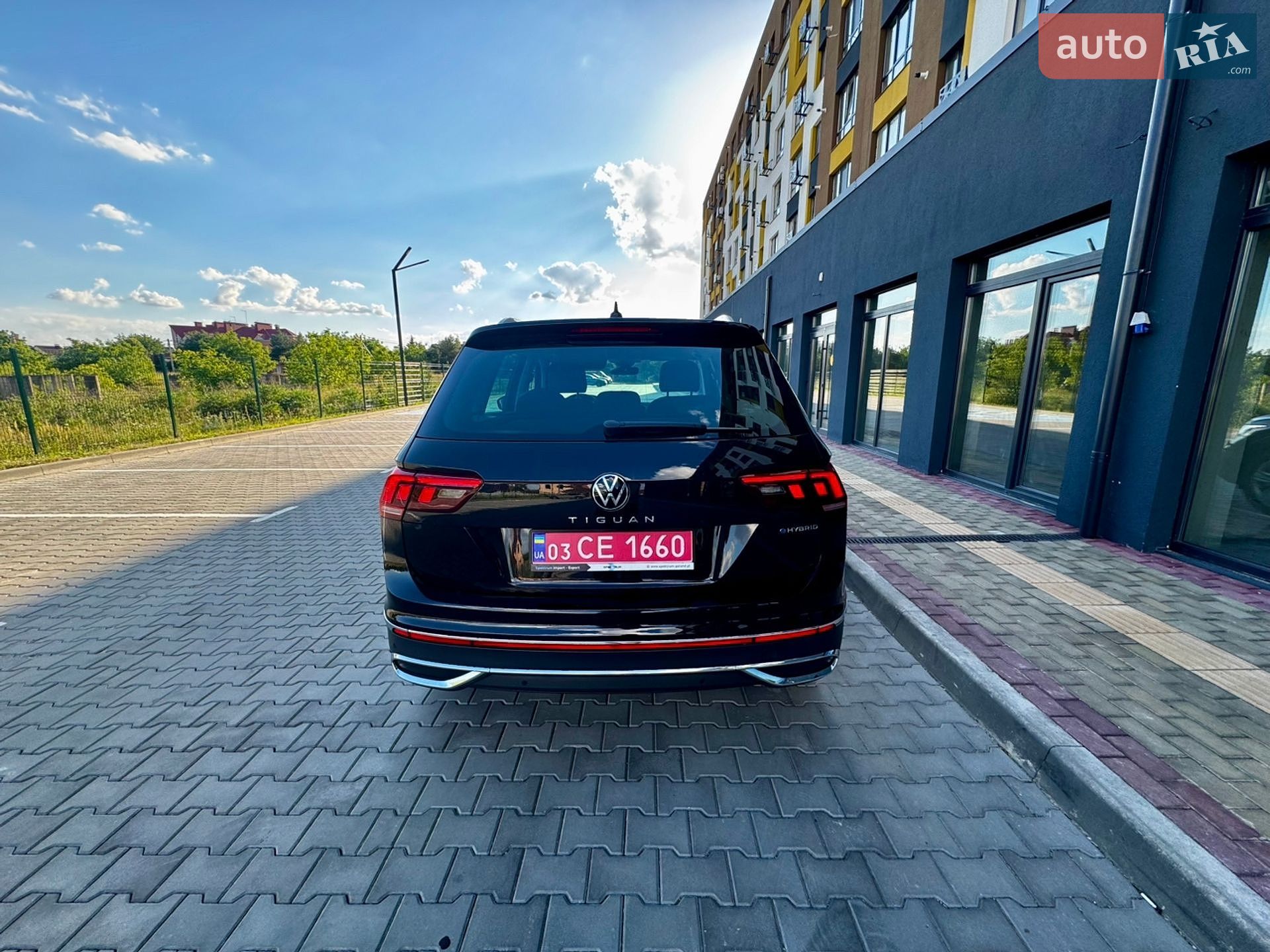 Volkswagen Tiguan 2022 VIN WVGZZZ5NZNW411840 фото оголошення 10 з 111