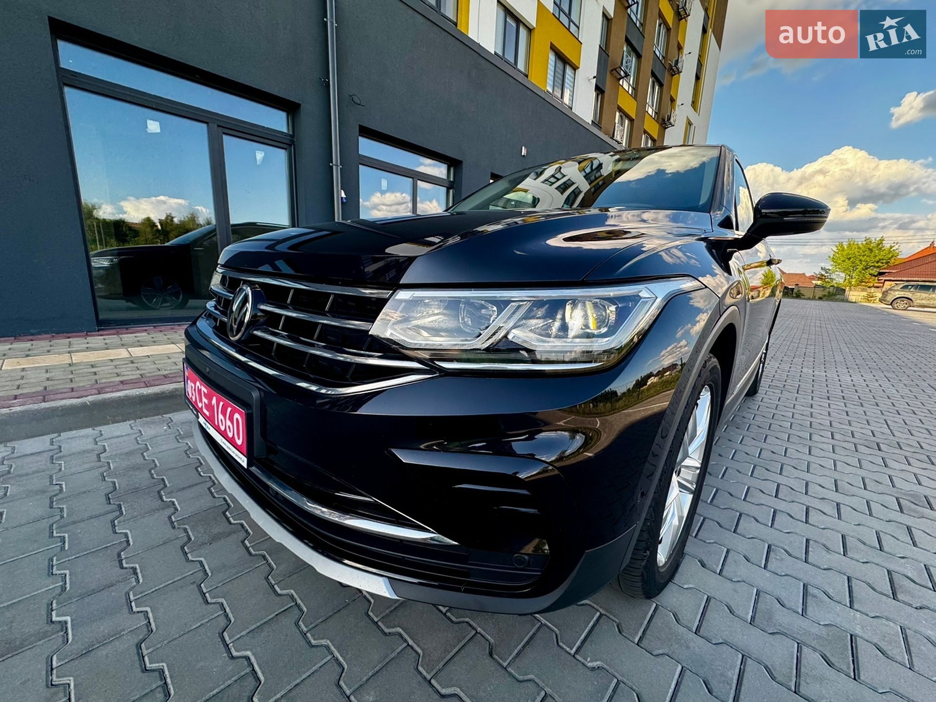 Volkswagen Tiguan 2022 VIN WVGZZZ5NZNW411840 фото оголошення 13 з 111