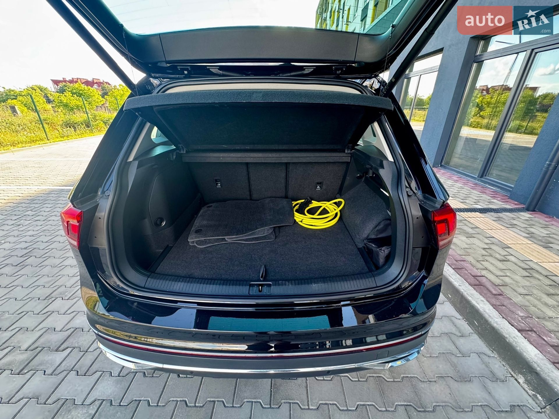 Volkswagen Tiguan 2022 VIN WVGZZZ5NZNW411840 фото оголошення 19 з 111