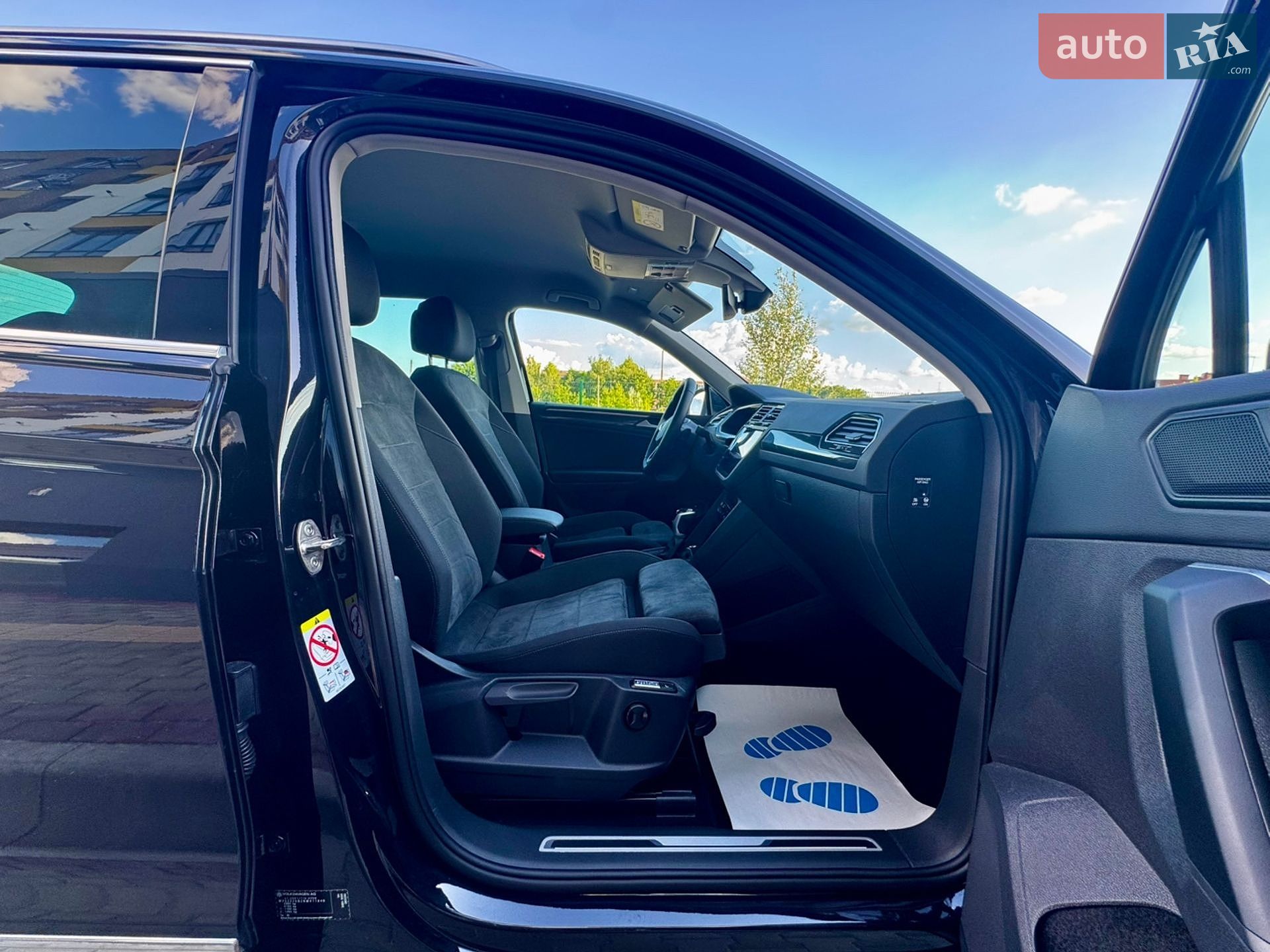 Volkswagen Tiguan 2022 VIN WVGZZZ5NZNW411840 фото оголошення 29 з 111