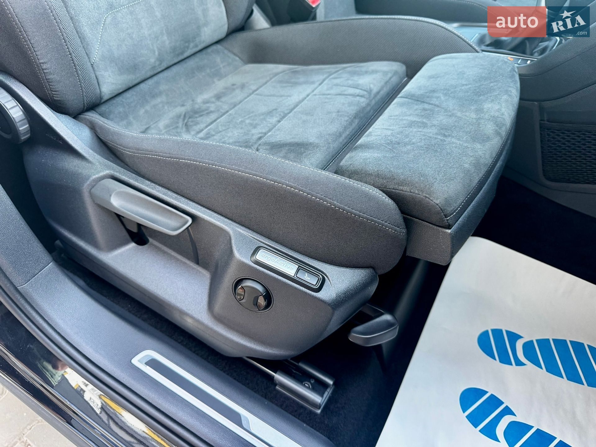 Volkswagen Tiguan 2022 VIN WVGZZZ5NZNW411840 фото оголошення 31 з 111