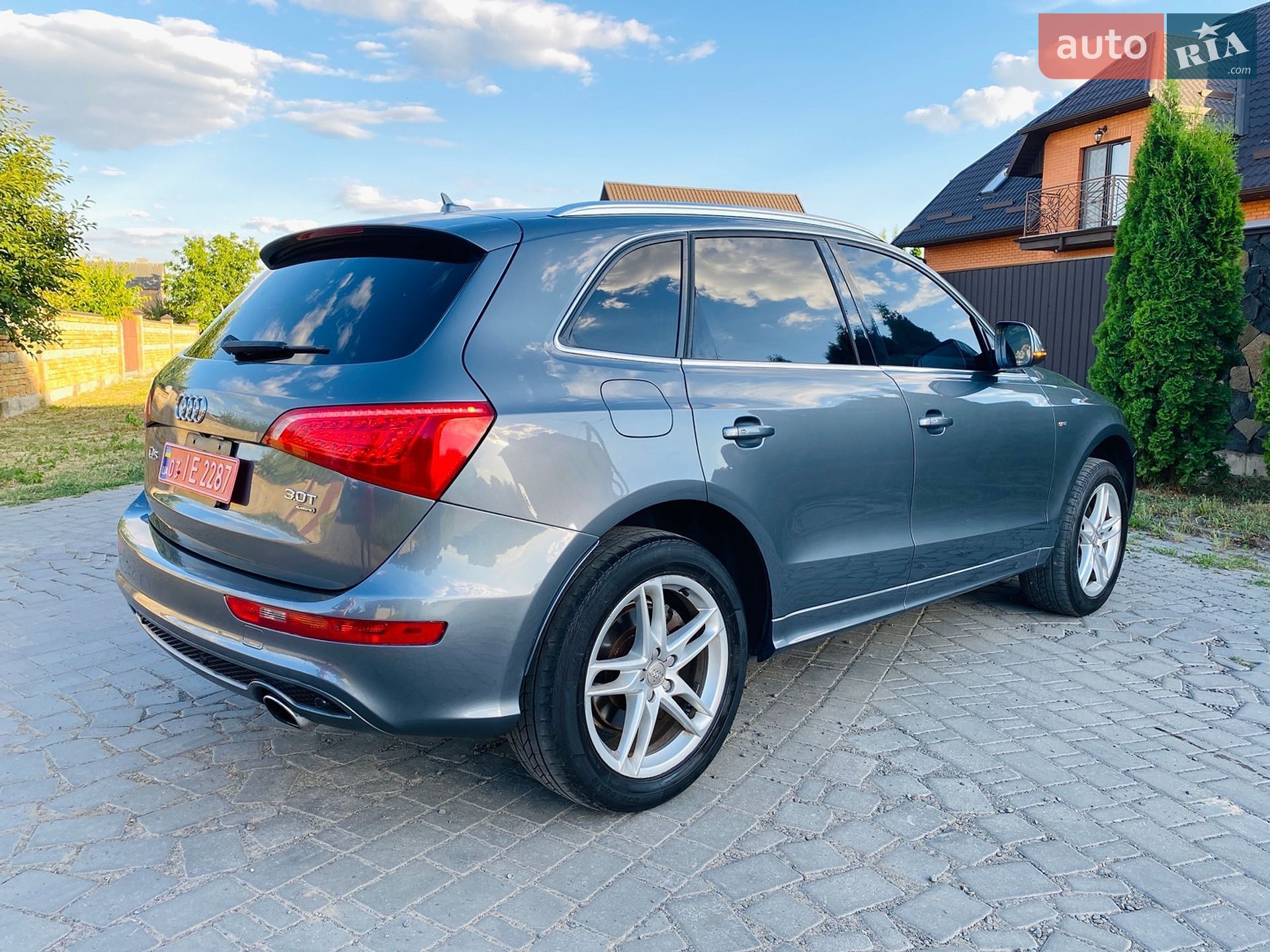 Audi Q5 2014 VIN WA1DGAFP9EA091286 фото оголошення 13 з 98
