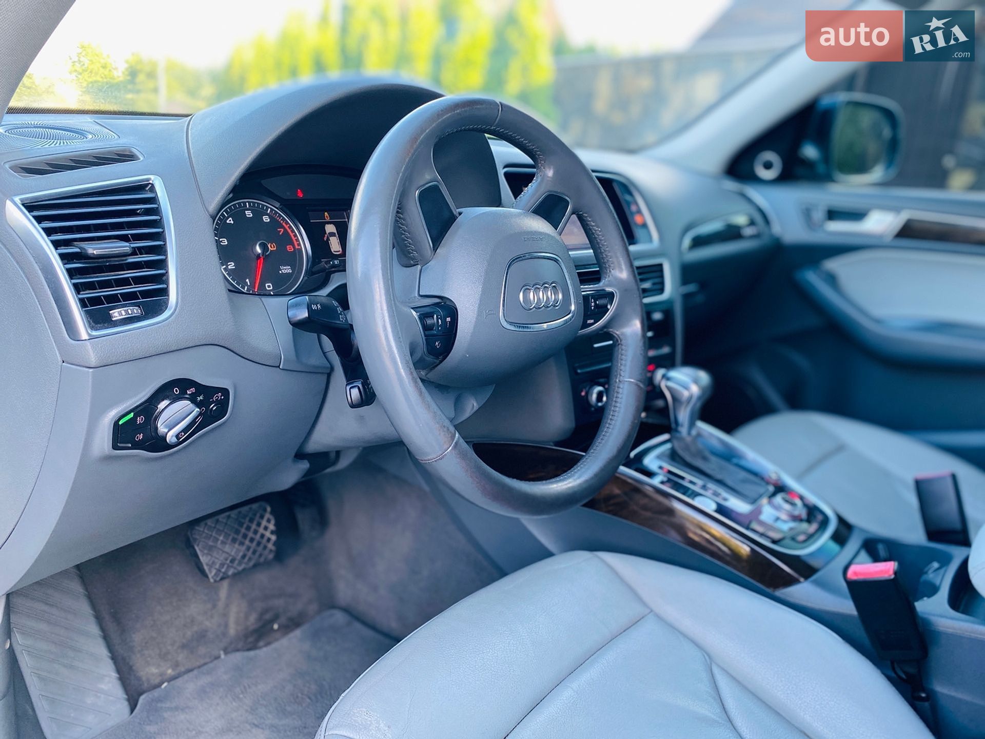 Audi Q5 2014 VIN WA1DGAFP9EA091286 фото оголошення 32 з 98