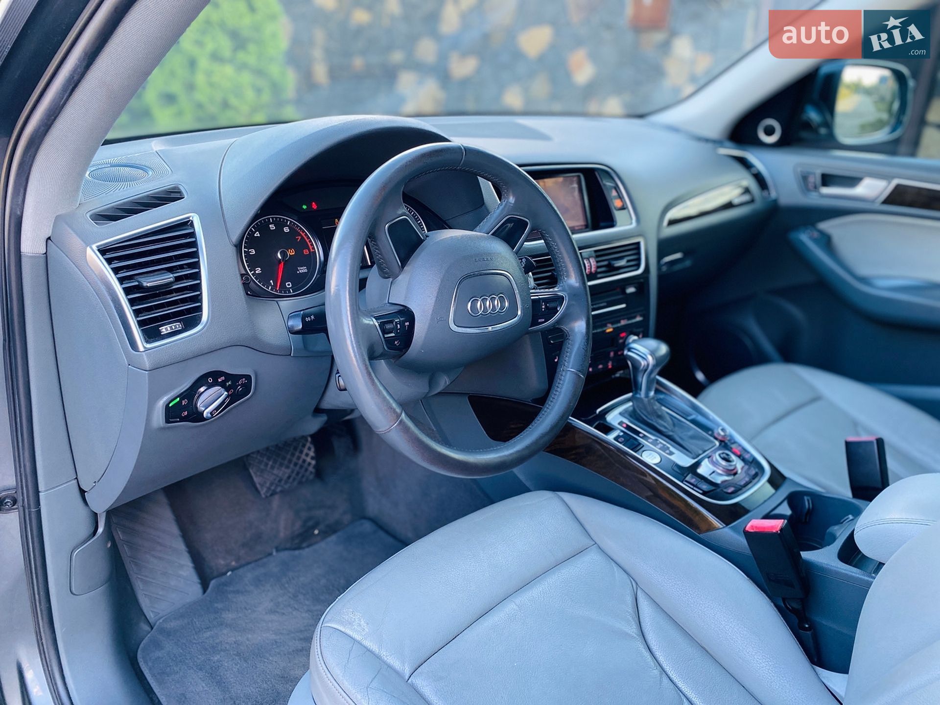 Audi Q5 2014 VIN WA1DGAFP9EA091286 фото оголошення 35 з 98