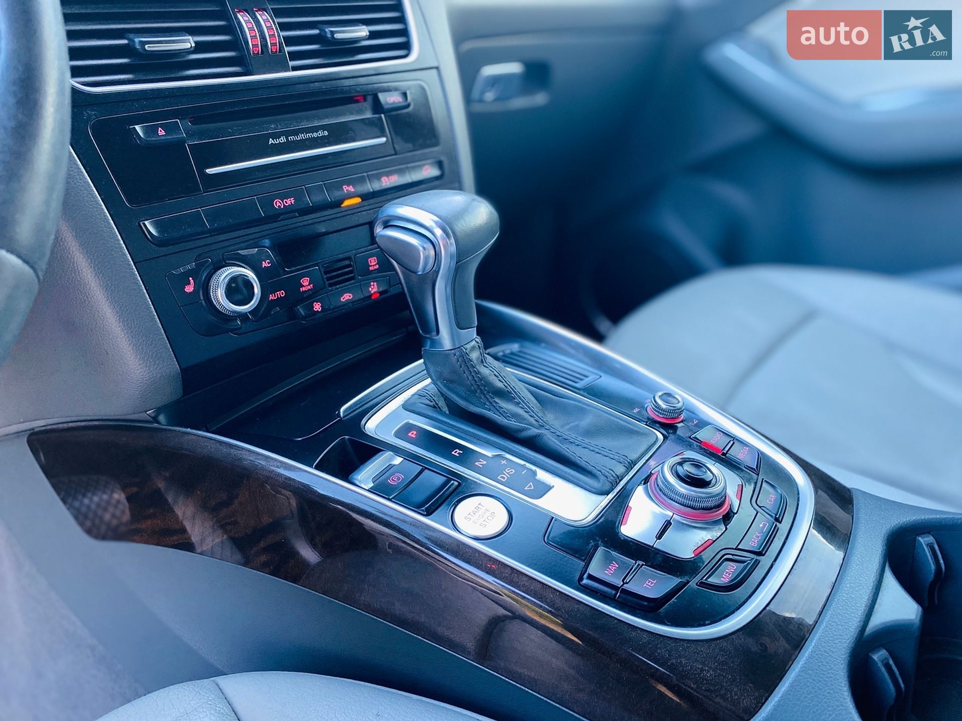 Audi Q5 2014 VIN WA1DGAFP9EA091286 фото оголошення 40 з 98