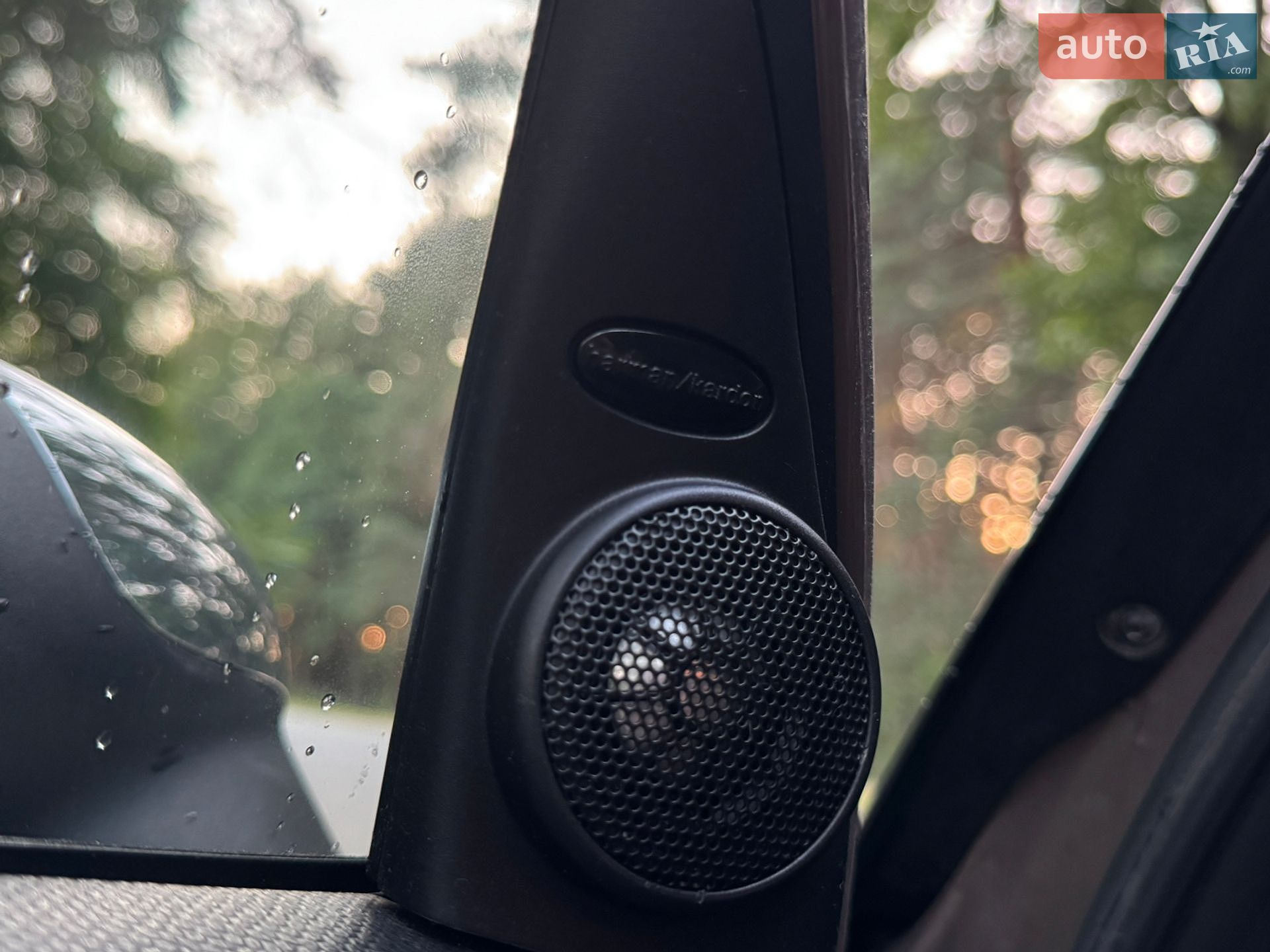 MINI Countryman 2010 VIN WMWZC5C59BWH99392 фото оголошення 24 з 38