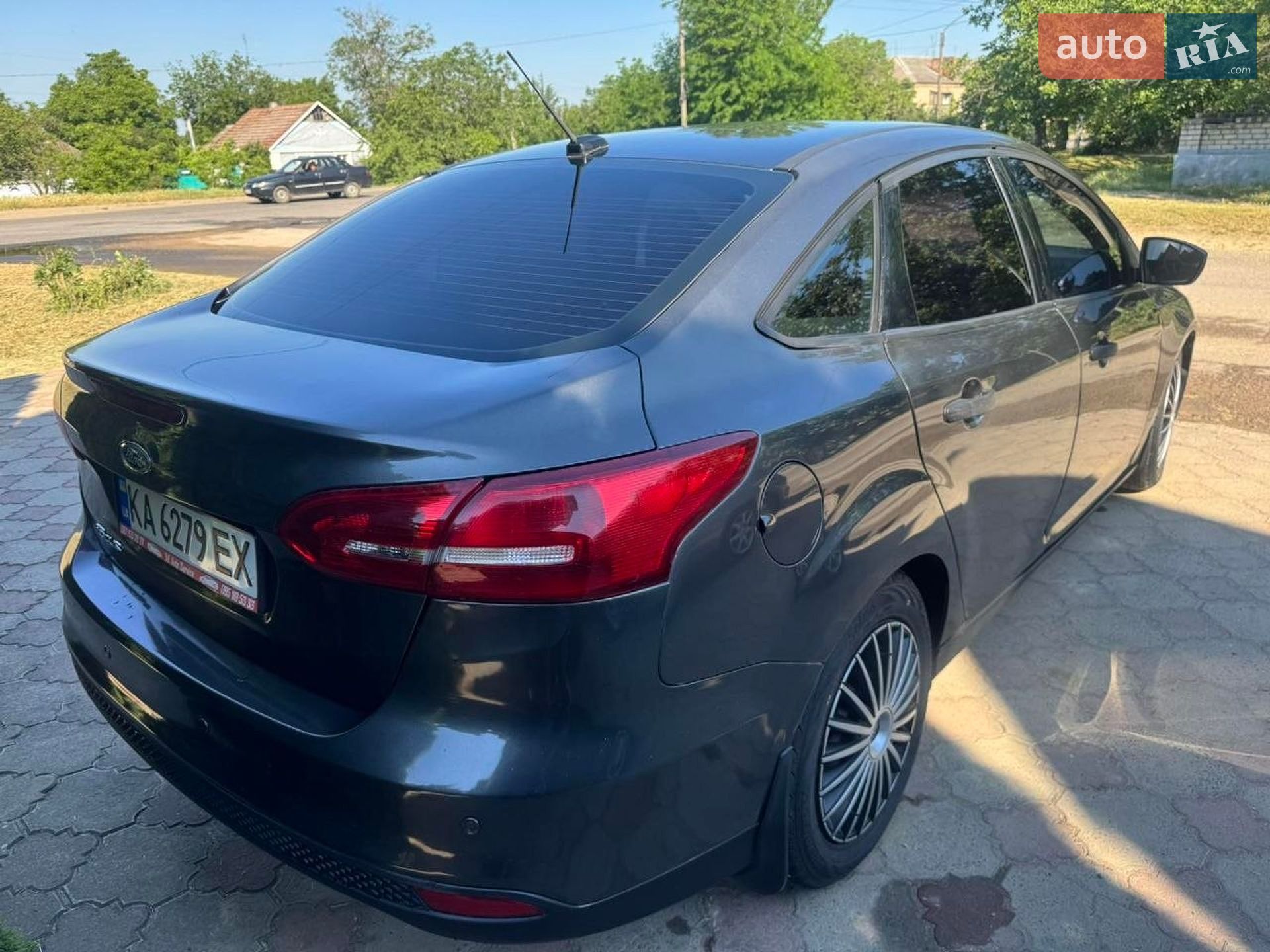 Ford Focus 2017 VIN 1FADP3E29HL254895 фото оголошення 7 з 9