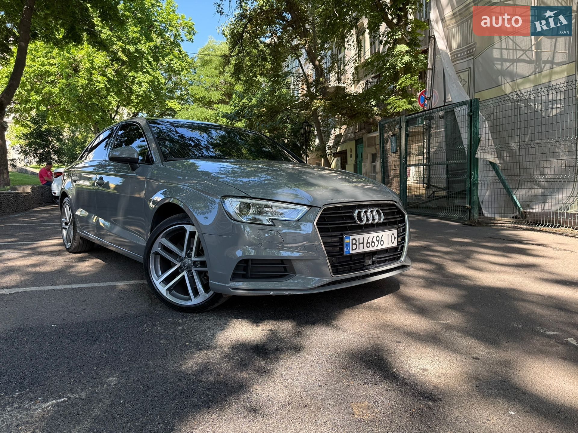 Audi A3 2019 VIN WAUAUGFF5LA023783 фото оголошення 3 з 31