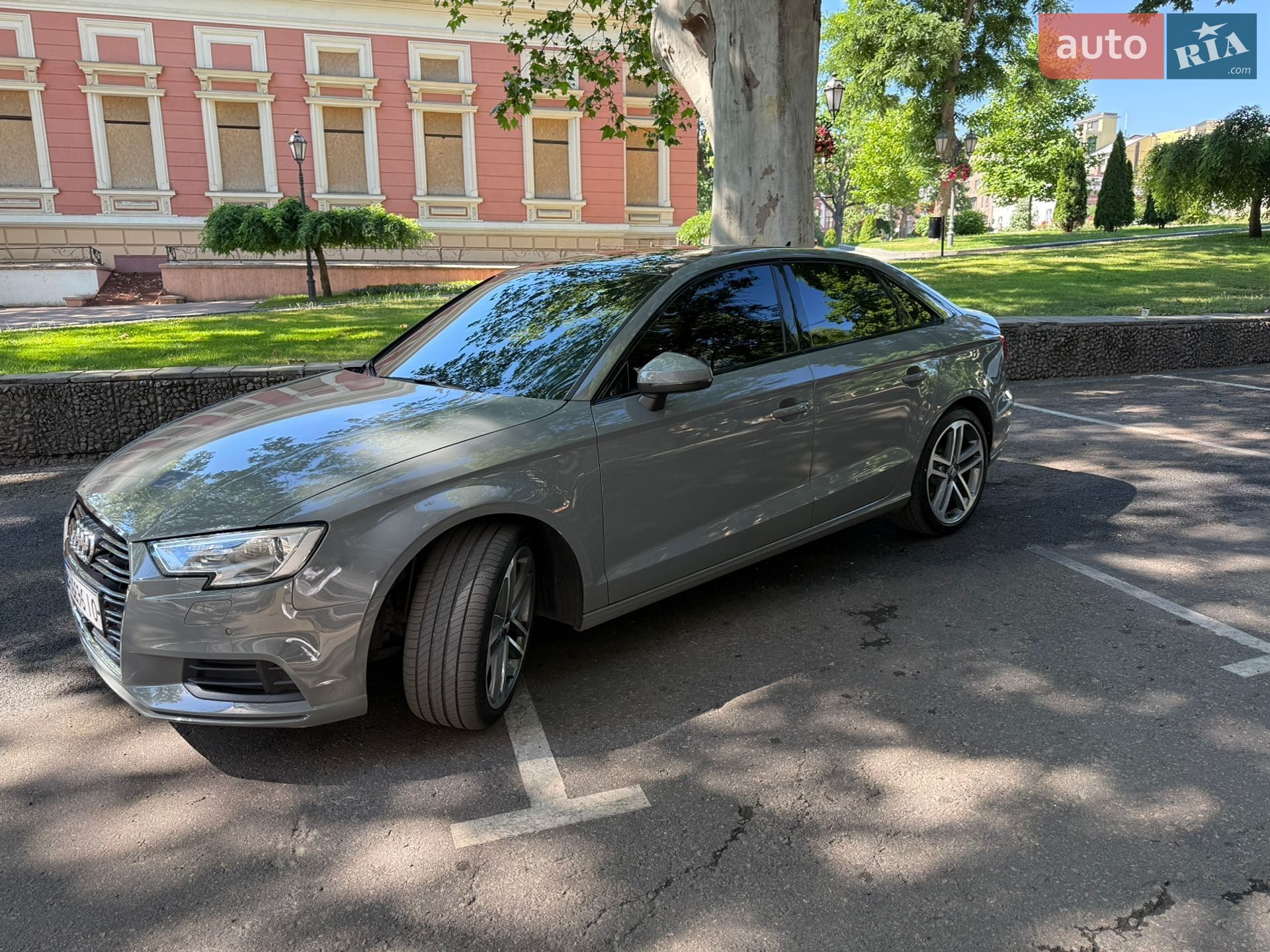 Audi A3 2019 VIN WAUAUGFF5LA023783 фото оголошення 5 з 31