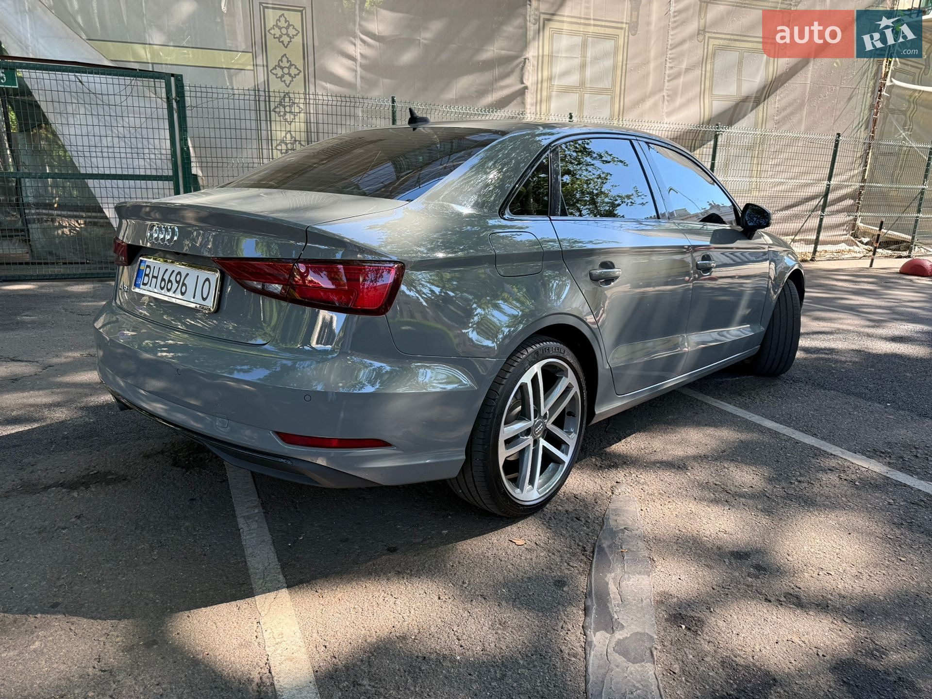 Audi A3 2019 VIN WAUAUGFF5LA023783 фото оголошення 9 з 31