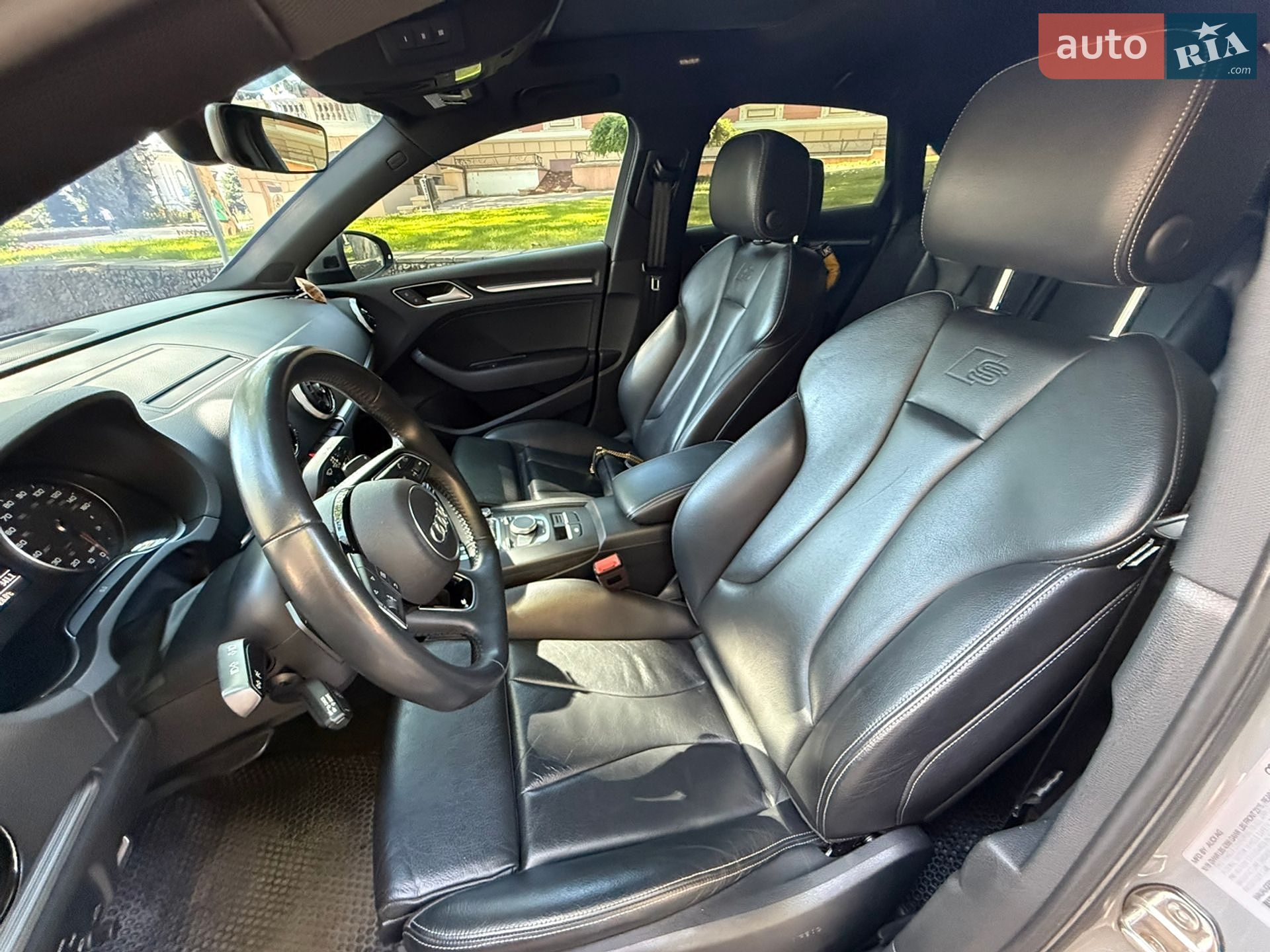 Audi A3 2019 VIN WAUAUGFF5LA023783 фото оголошення 10 з 31