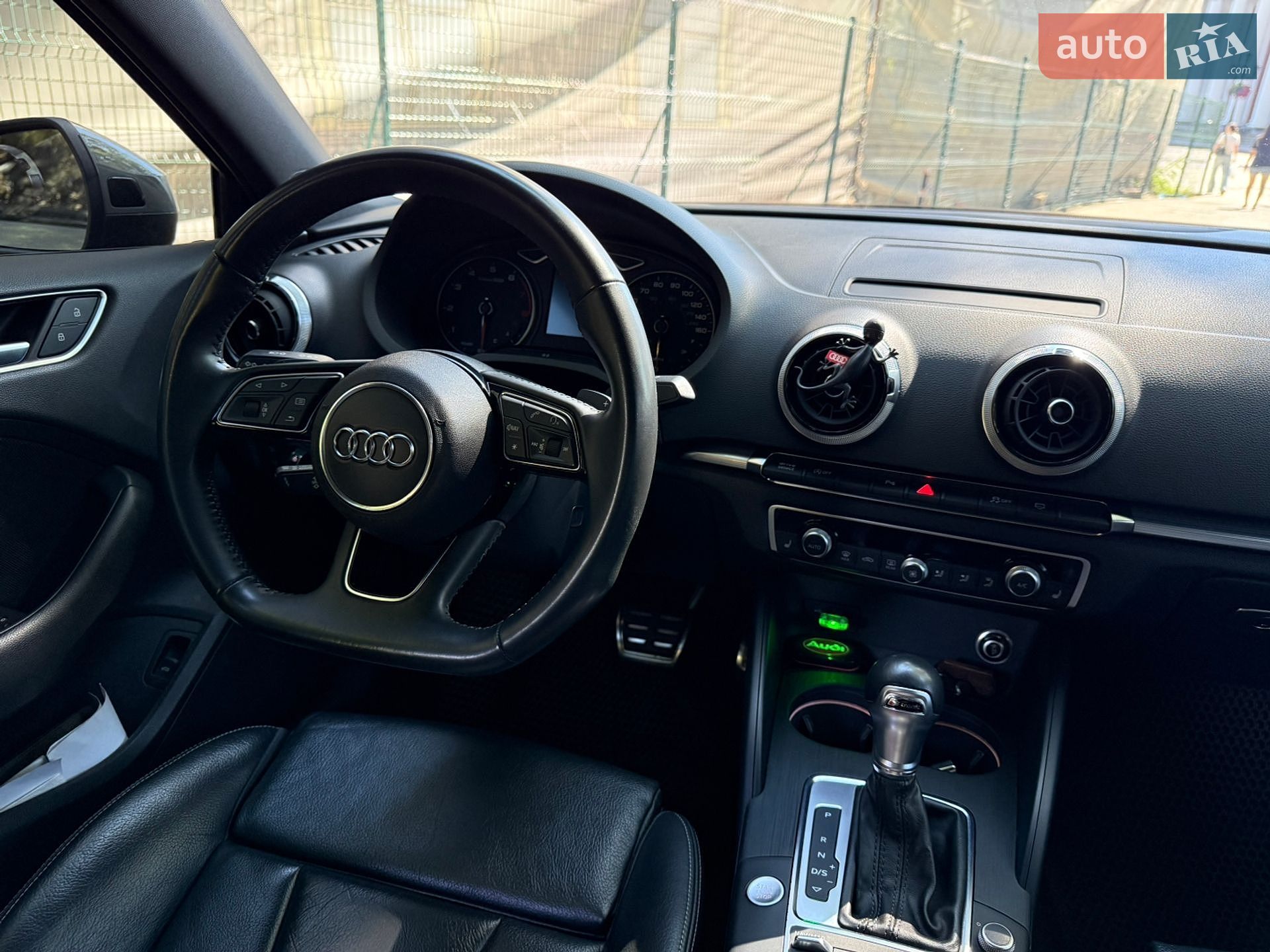 Audi A3 2019 VIN WAUAUGFF5LA023783 фото оголошення 16 з 31