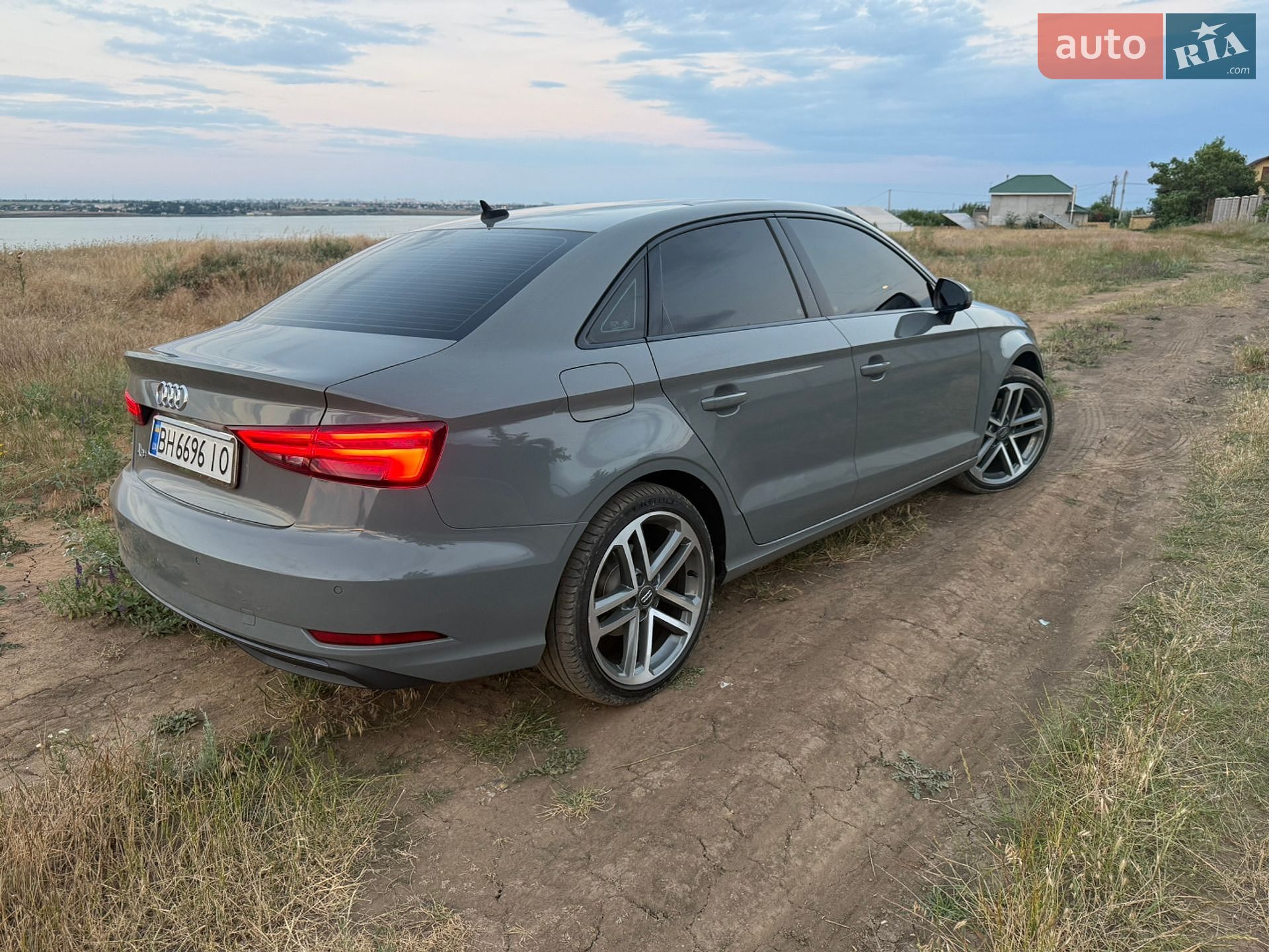 Audi A3 2019 VIN WAUAUGFF5LA023783 фото оголошення 21 з 31