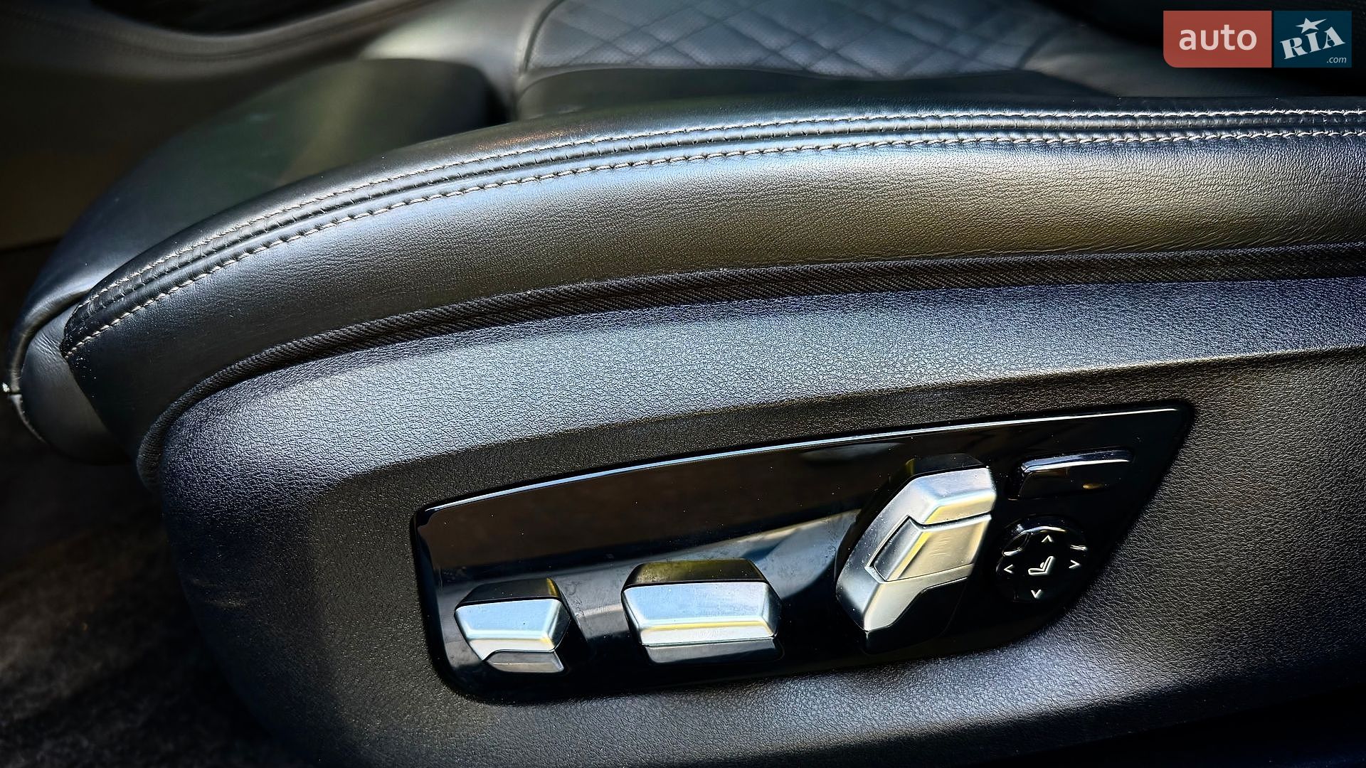 BMW 7 Series 2020 VIN WBA7V41000CE61381 фото оголошення 83 з 111