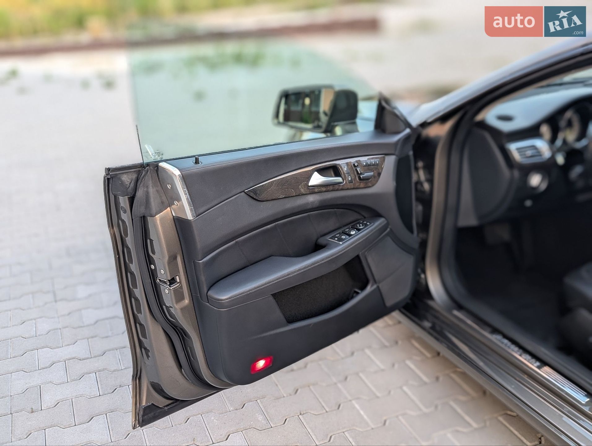 Mercedes-Benz CLS-Class 2012 VIN WDD2183031A042363 фото оголошення 32 з 86