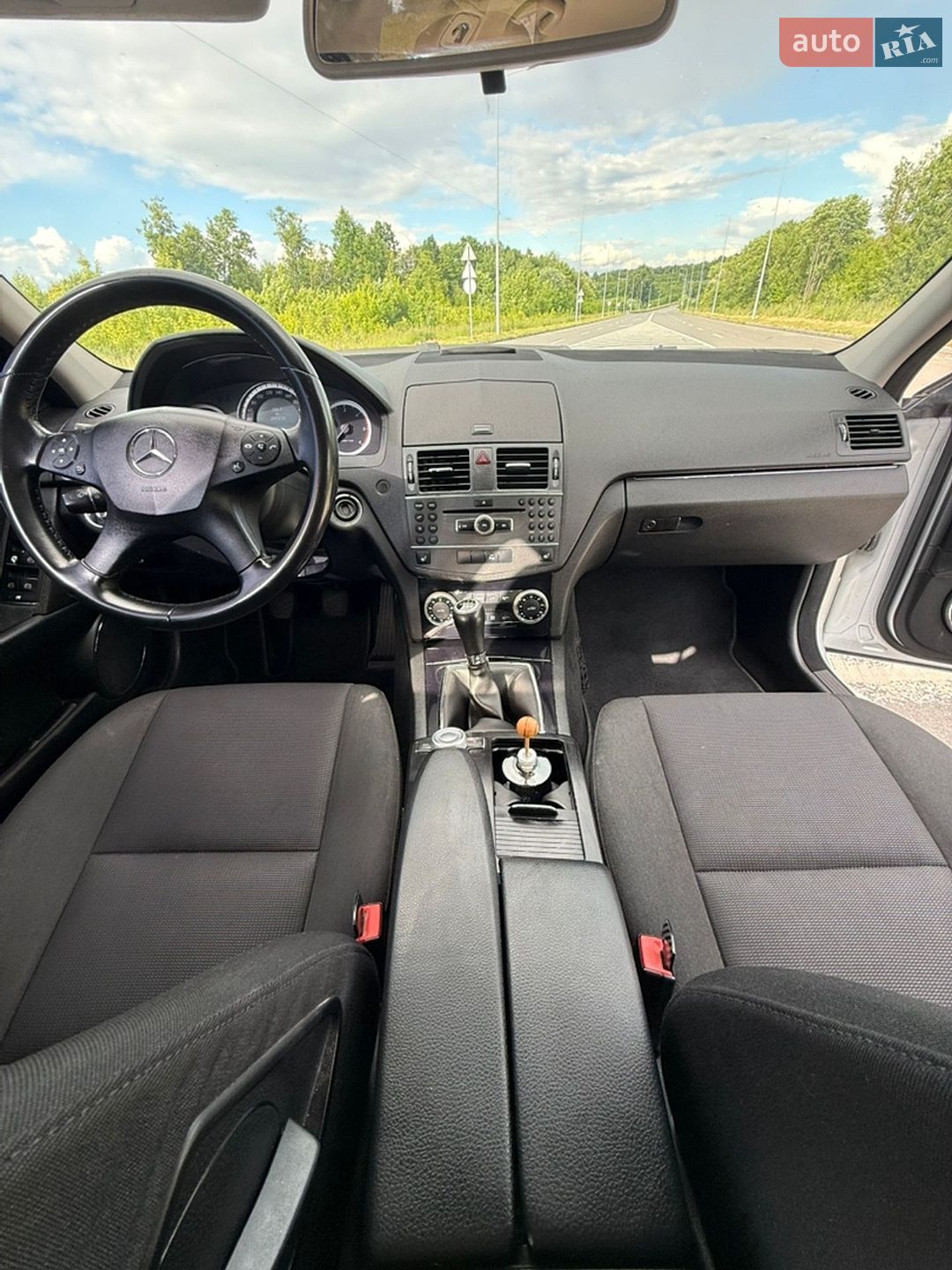 Mercedes-Benz C-Class 2010 VIN WDD2042011F576957 фото оголошення 19 з 35