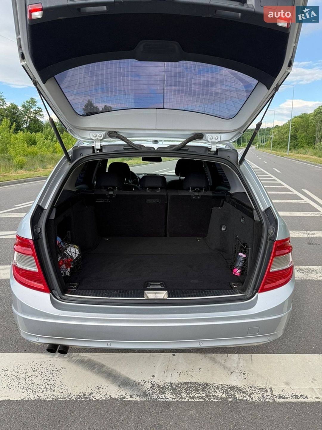 Mercedes-Benz C-Class 2010 VIN WDD2042011F576957 фото оголошення 26 з 35