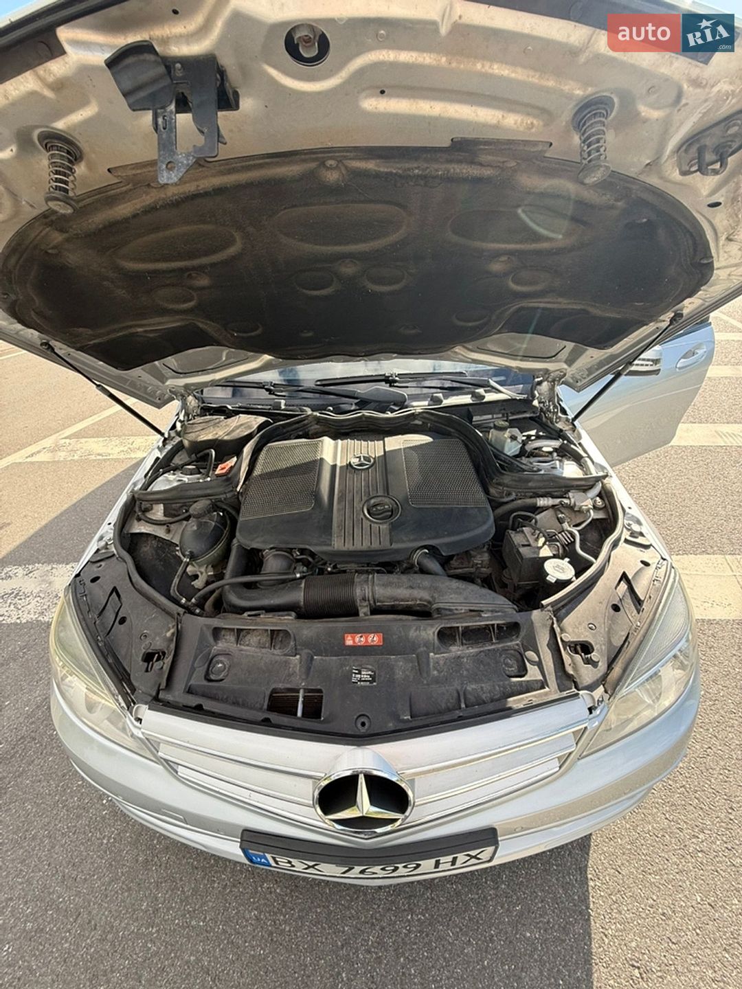 Mercedes-Benz C-Class 2010 VIN WDD2042011F576957 фото оголошення 28 з 35