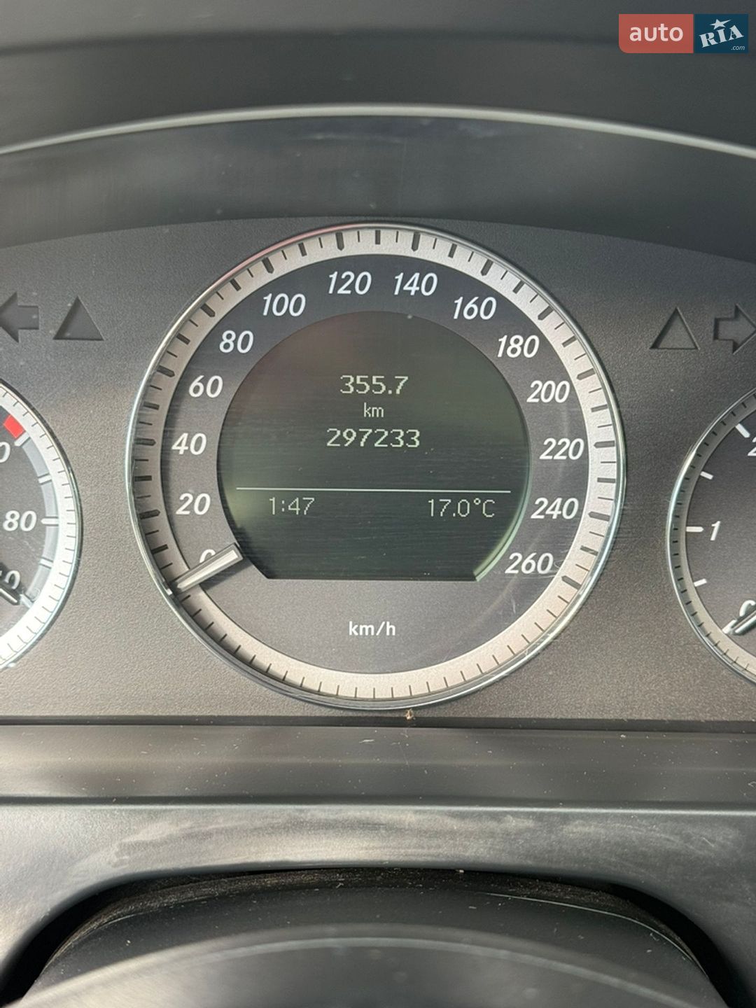Mercedes-Benz C-Class 2010 VIN WDD2042011F576957 фото оголошення 30 з 35
