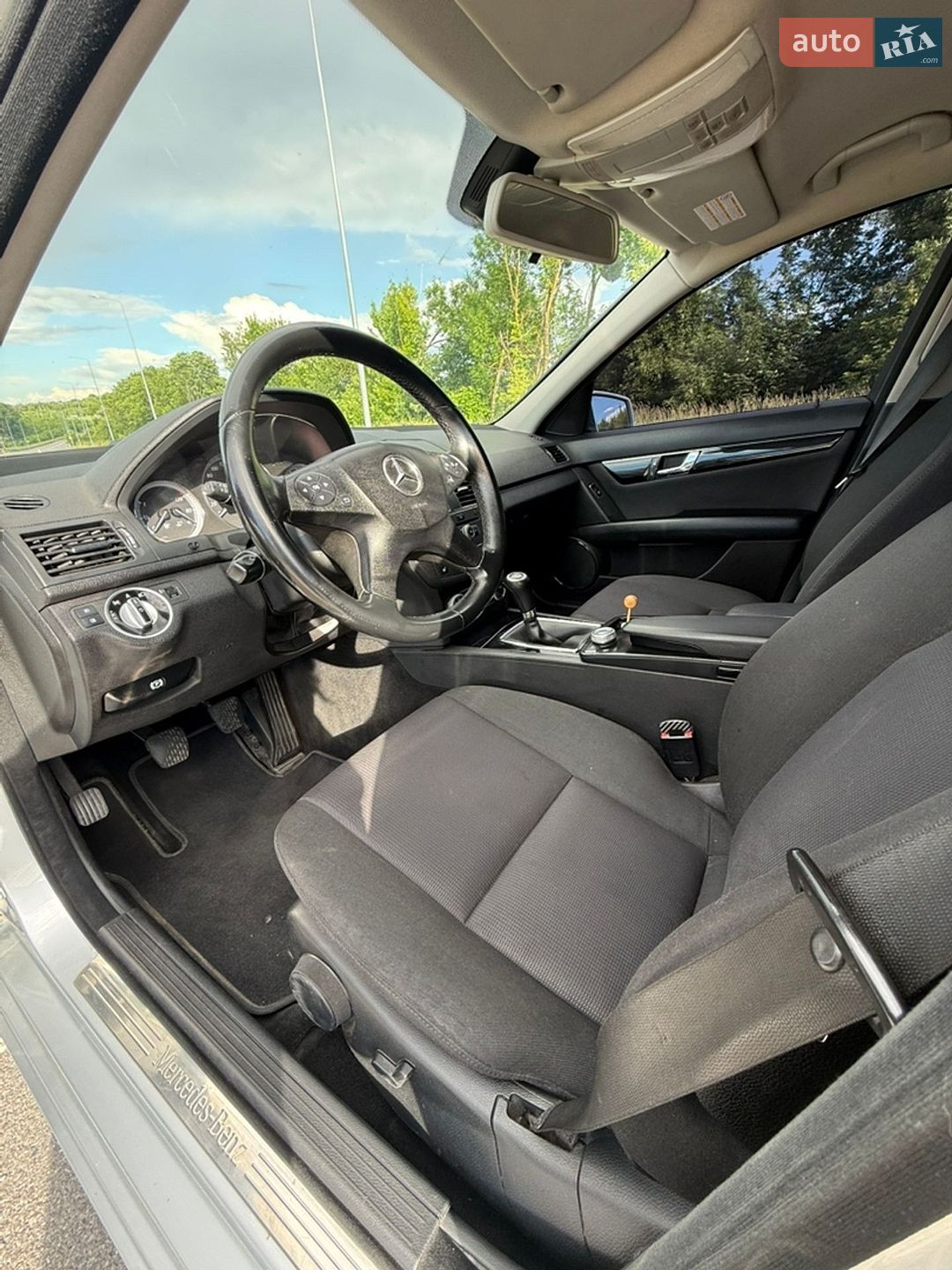 Mercedes-Benz C-Class 2010 VIN WDD2042011F576957 фото оголошення 35 з 35