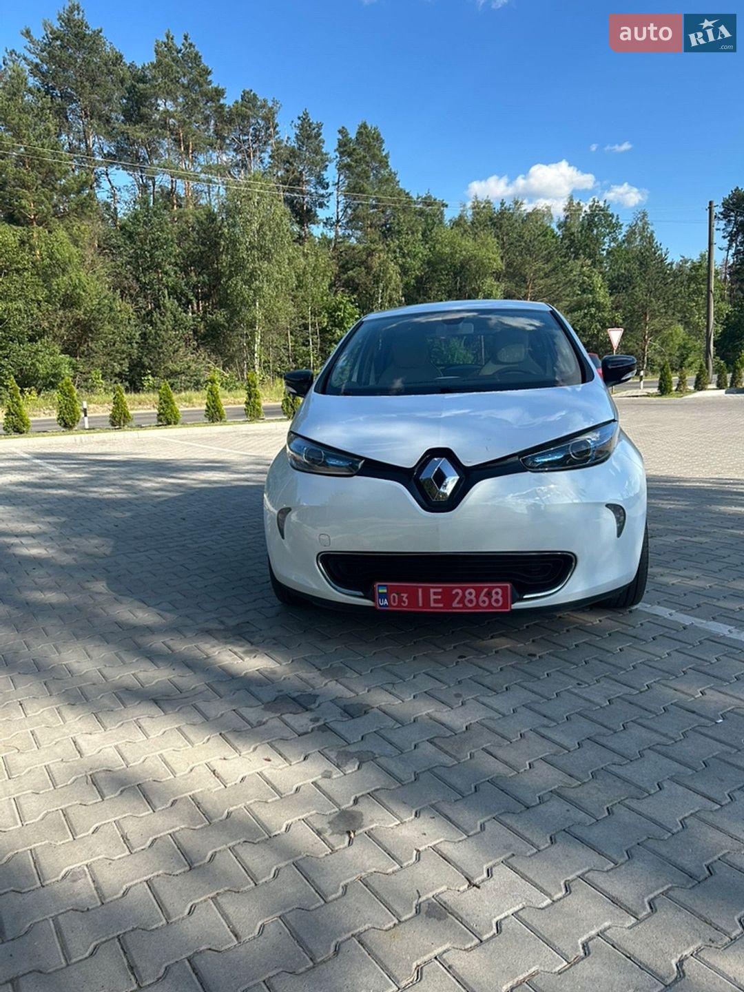 Renault Zoe 2016 VIN VF1AGVYF056914054 фото оголошення 2 з 17