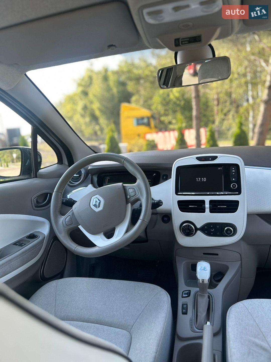 Renault Zoe 2016 VIN VF1AGVYF056914054 фото оголошення 14 з 17