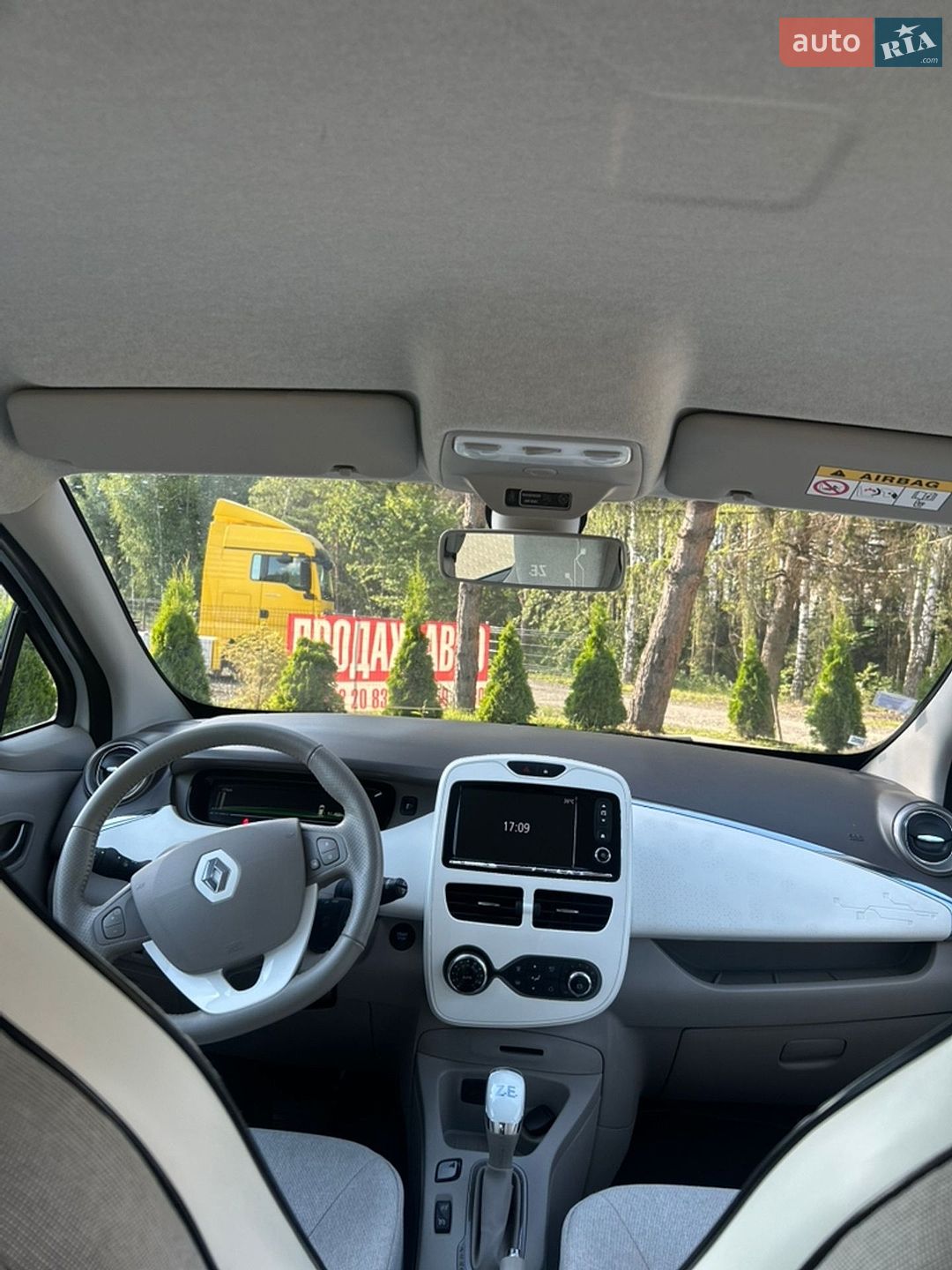 Renault Zoe 2016 VIN VF1AGVYF056914054 фото оголошення 15 з 17