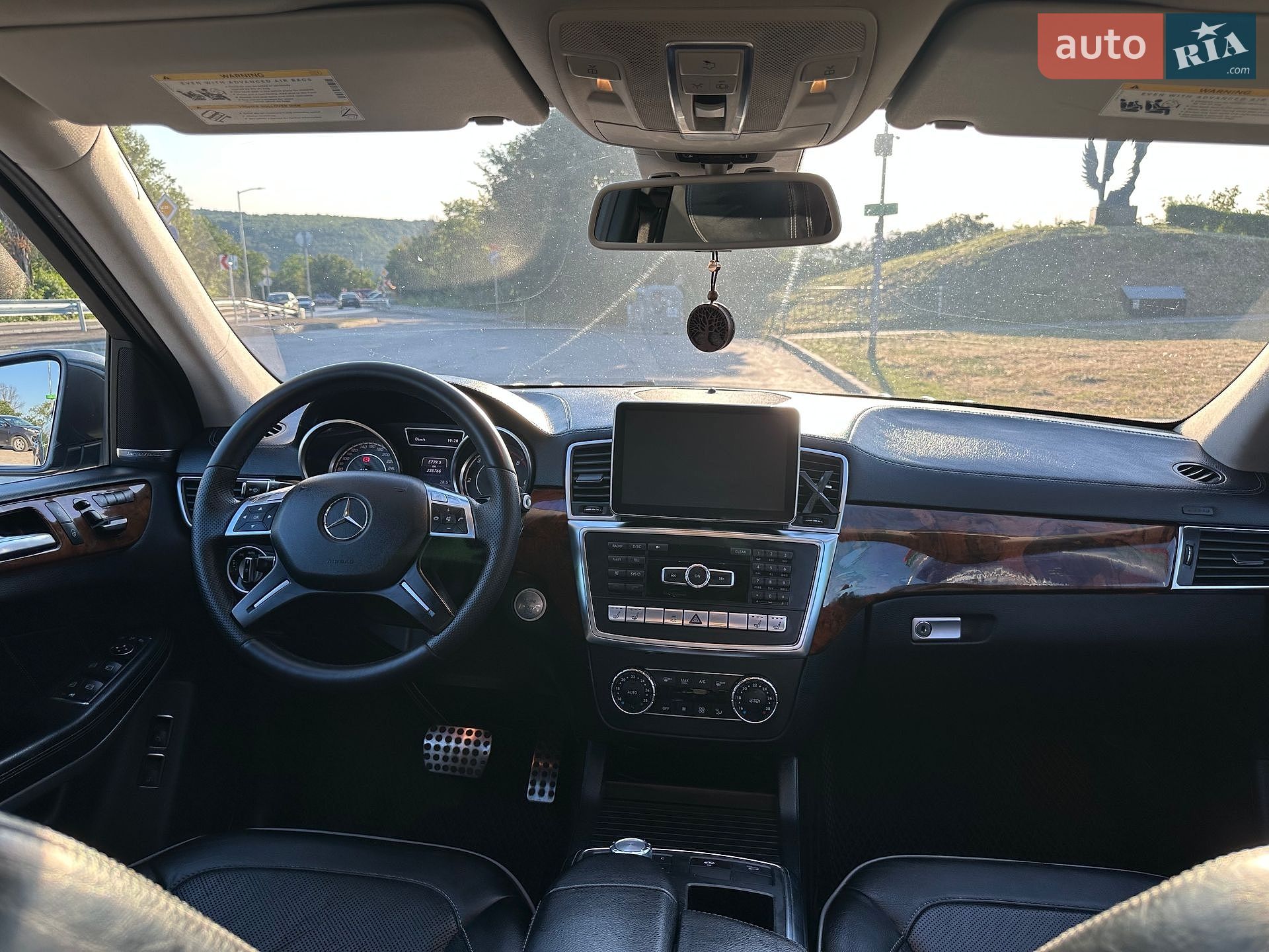 Mercedes-Benz GL-Class 2013 VIN 4JGDF2EE0DA188479 фото оголошення 18 з 29