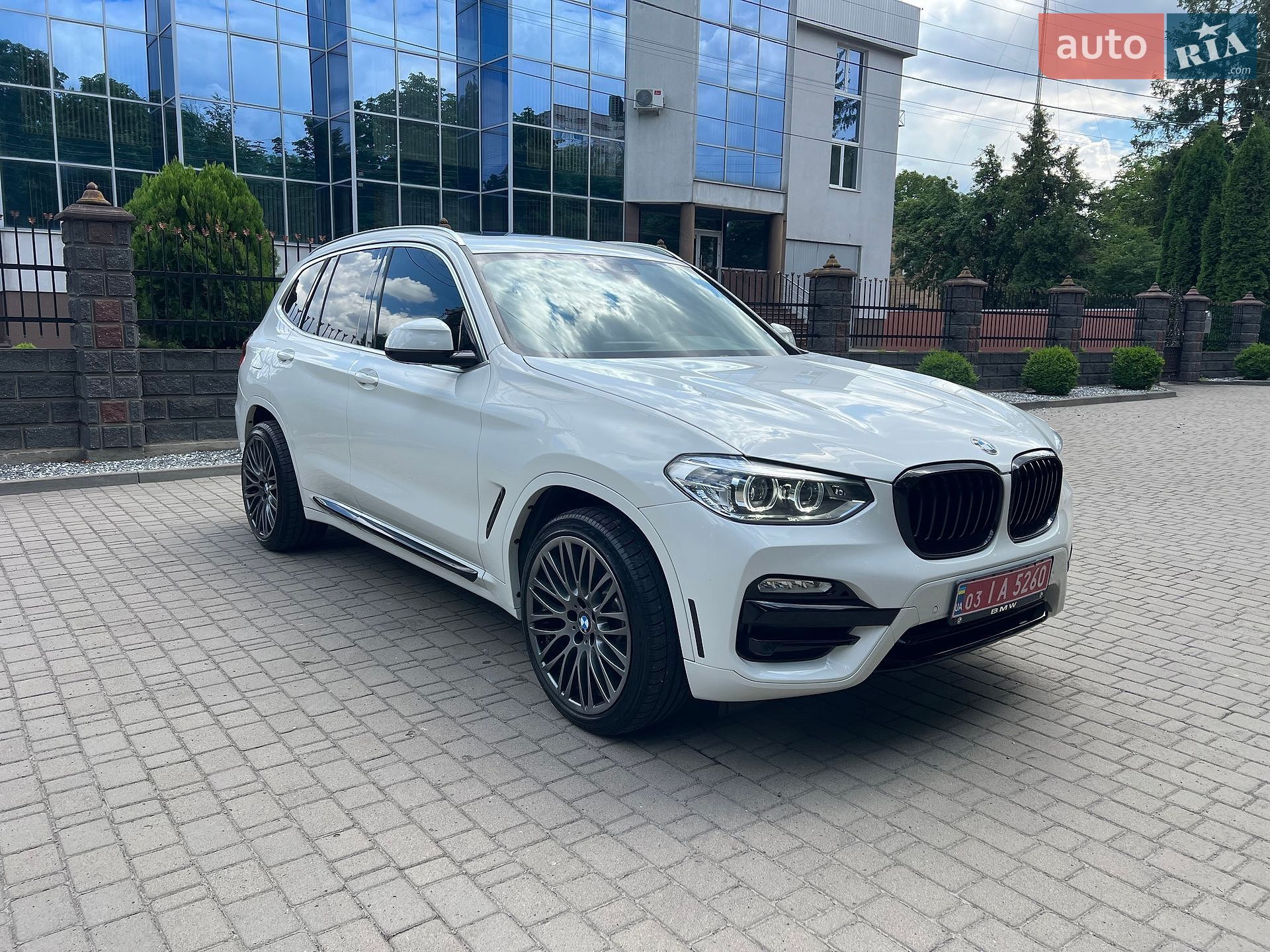 BMW X3 2019 VIN 5UXTR7C57KLR39732 фото оголошення 11 з 58