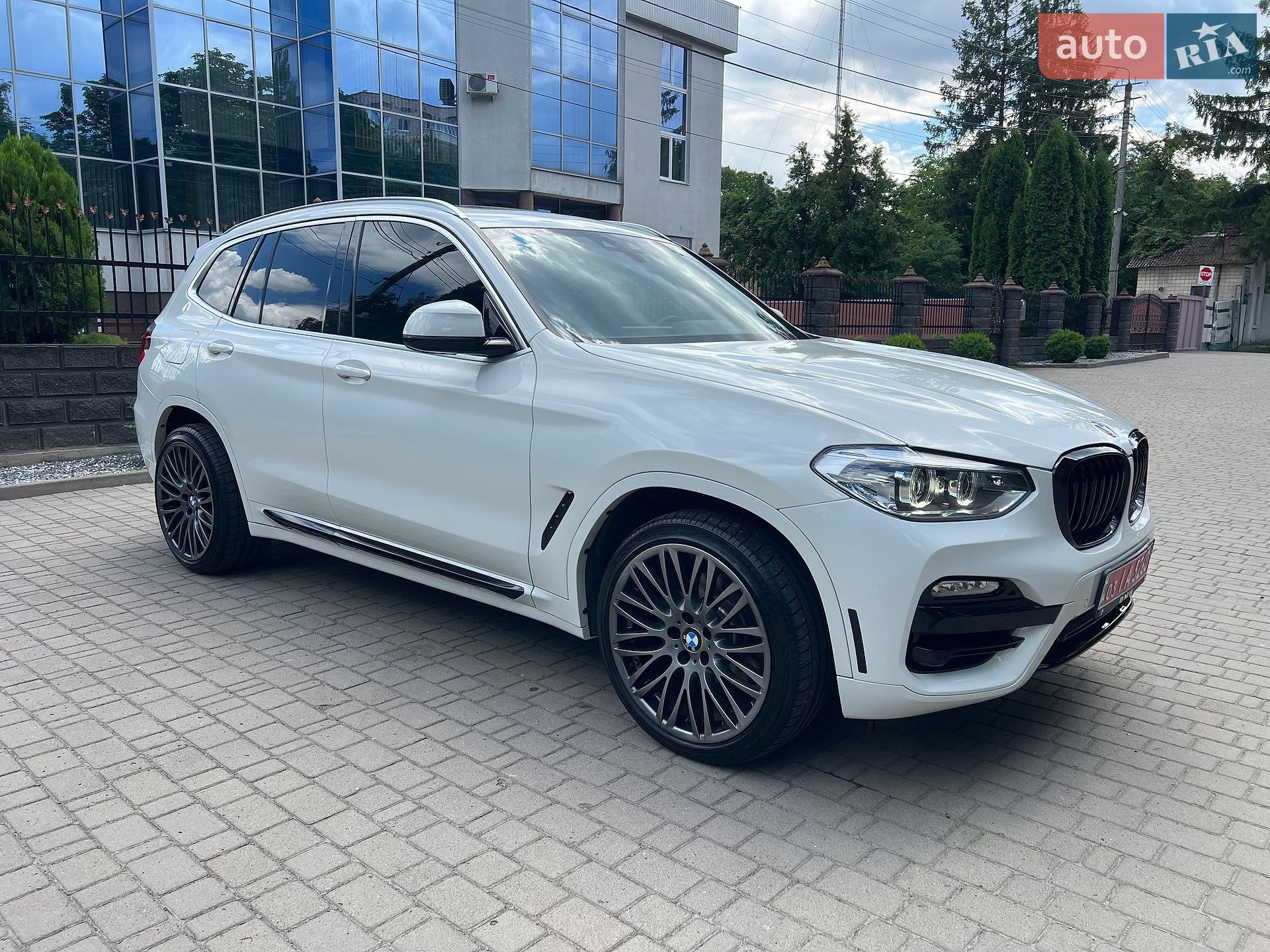BMW X3 2019 VIN 5UXTR7C57KLR39732 фото оголошення 18 з 58