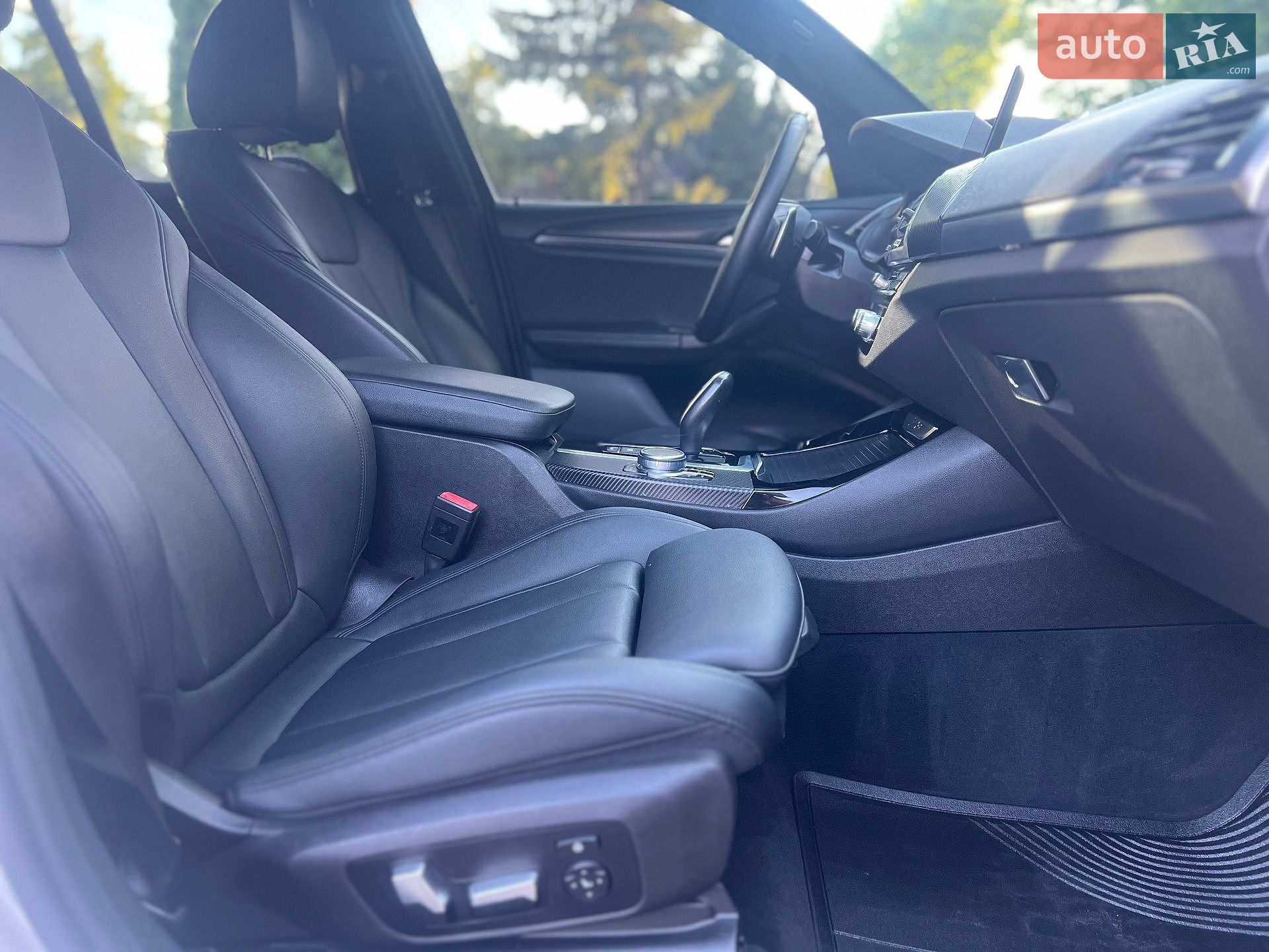 BMW X3 2019 VIN 5UXTR7C57KLR39732 фото оголошення 45 з 58