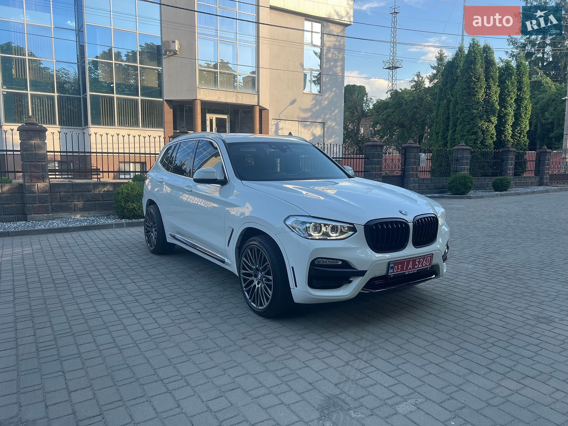 BMW X3 2019 VIN 5UXTR7C57KLR39732 фото оголошення 14 з 58