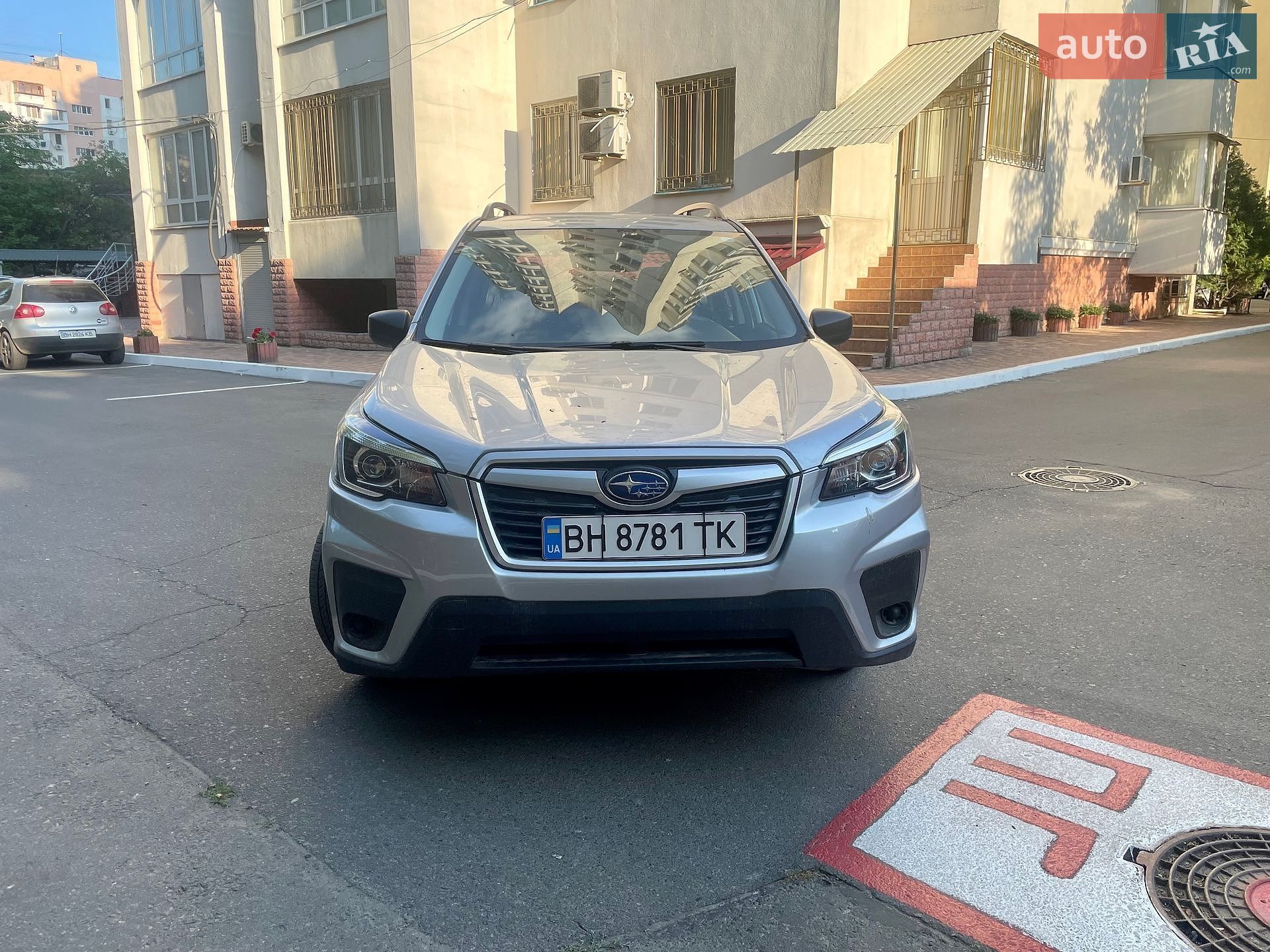 Subaru Forester 2019 VIN JF2SKADCXLH411992 фото оголошення 2 з 15