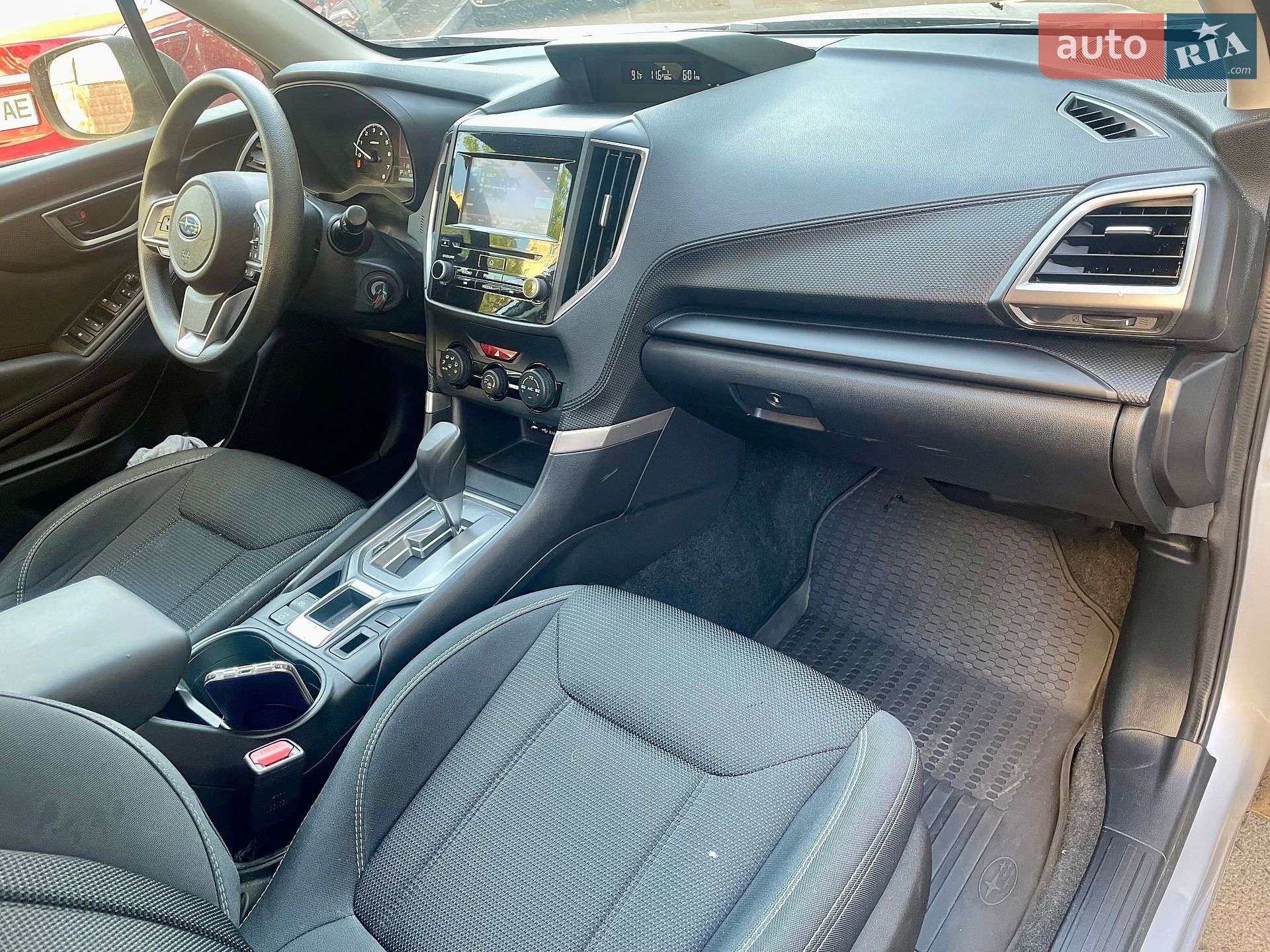 Subaru Forester 2019 VIN JF2SKADCXLH411992 фото оголошення 6 з 15