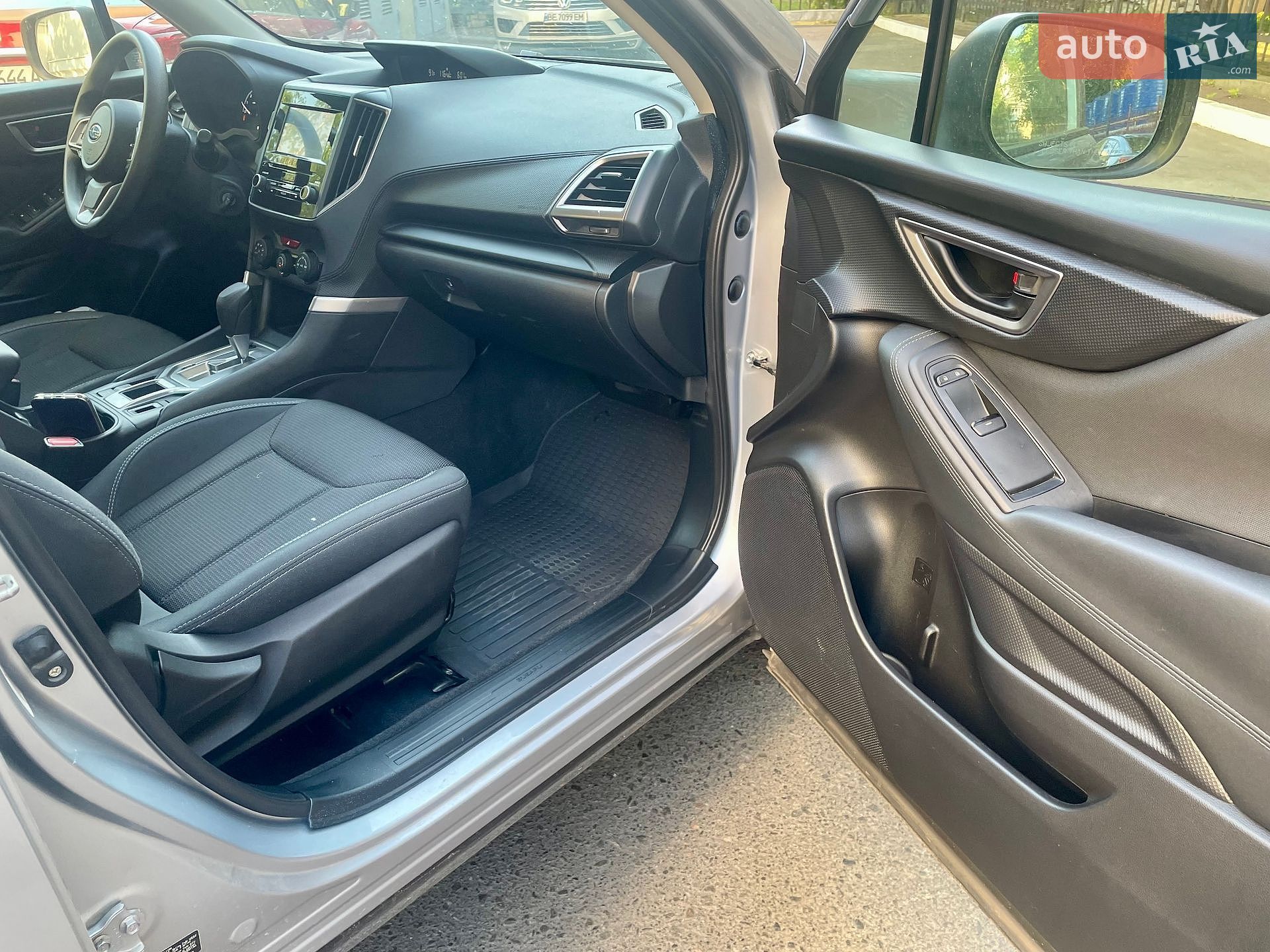 Subaru Forester 2019 VIN JF2SKADCXLH411992 фото оголошення 7 з 15