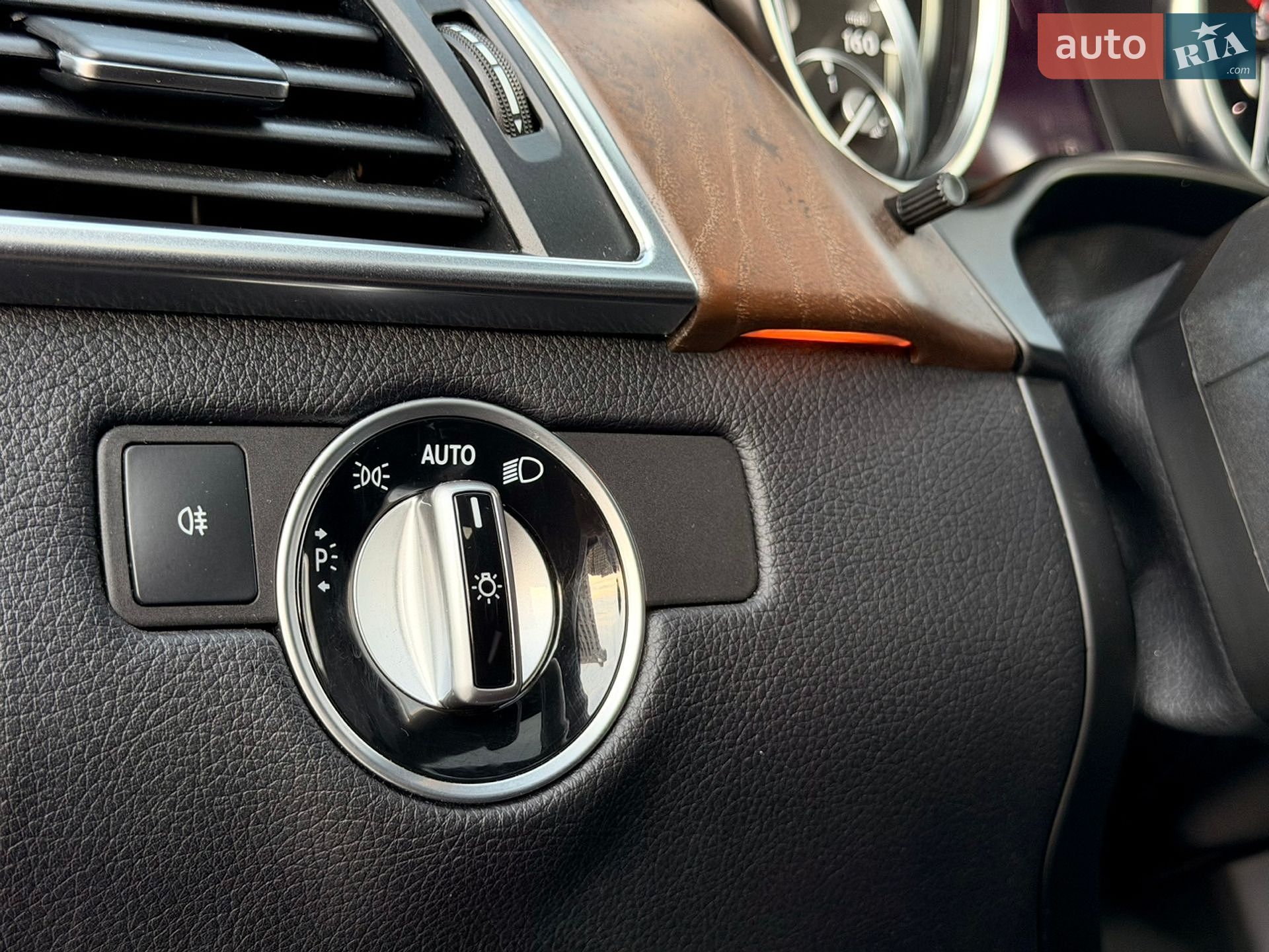 Mercedes-Benz GL-Class 2014 VIN 4JGDF2EE3EA370484 фото оголошення 25 з 81