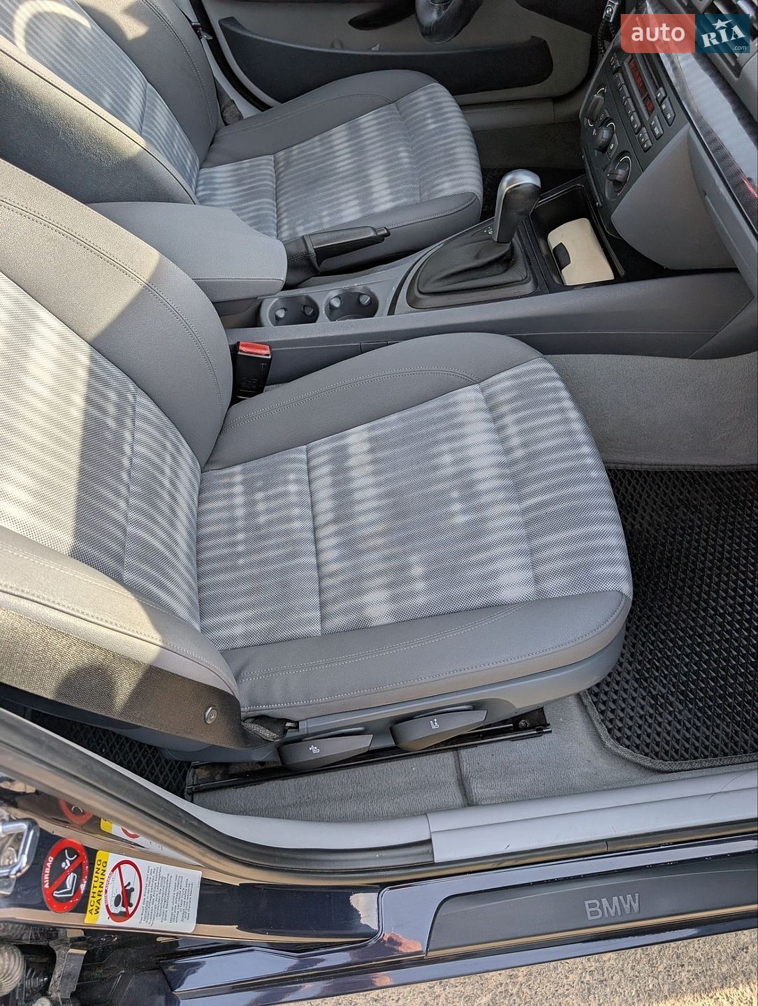 BMW 1 Series 2005 VIN WBAUF31060PR42266 фото оголошення 9 з 13