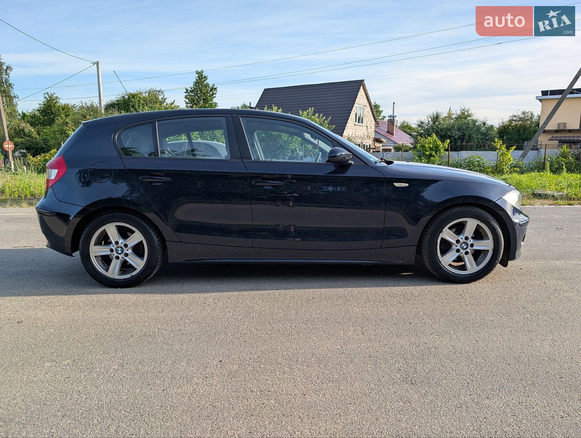 BMW 1 Series 2005 VIN WBAUF31060PR42266 фото оголошення 3 з 13