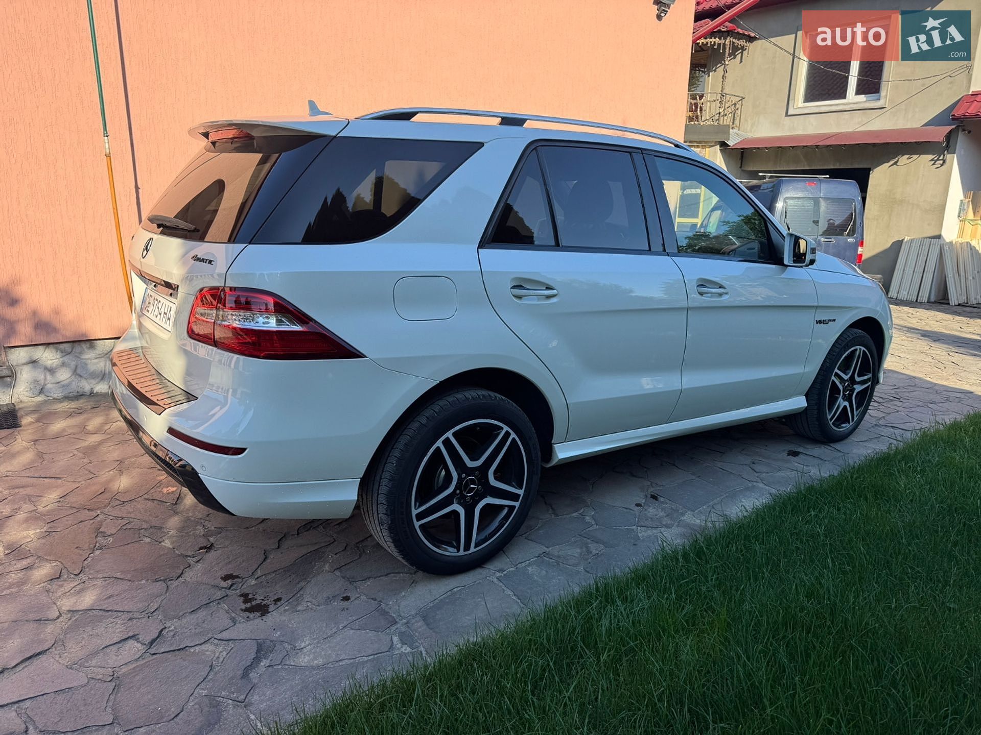Mercedes-Benz M-Class 2015 VIN 4JGDA5GB1FA538742 фото оголошення 10 з 46