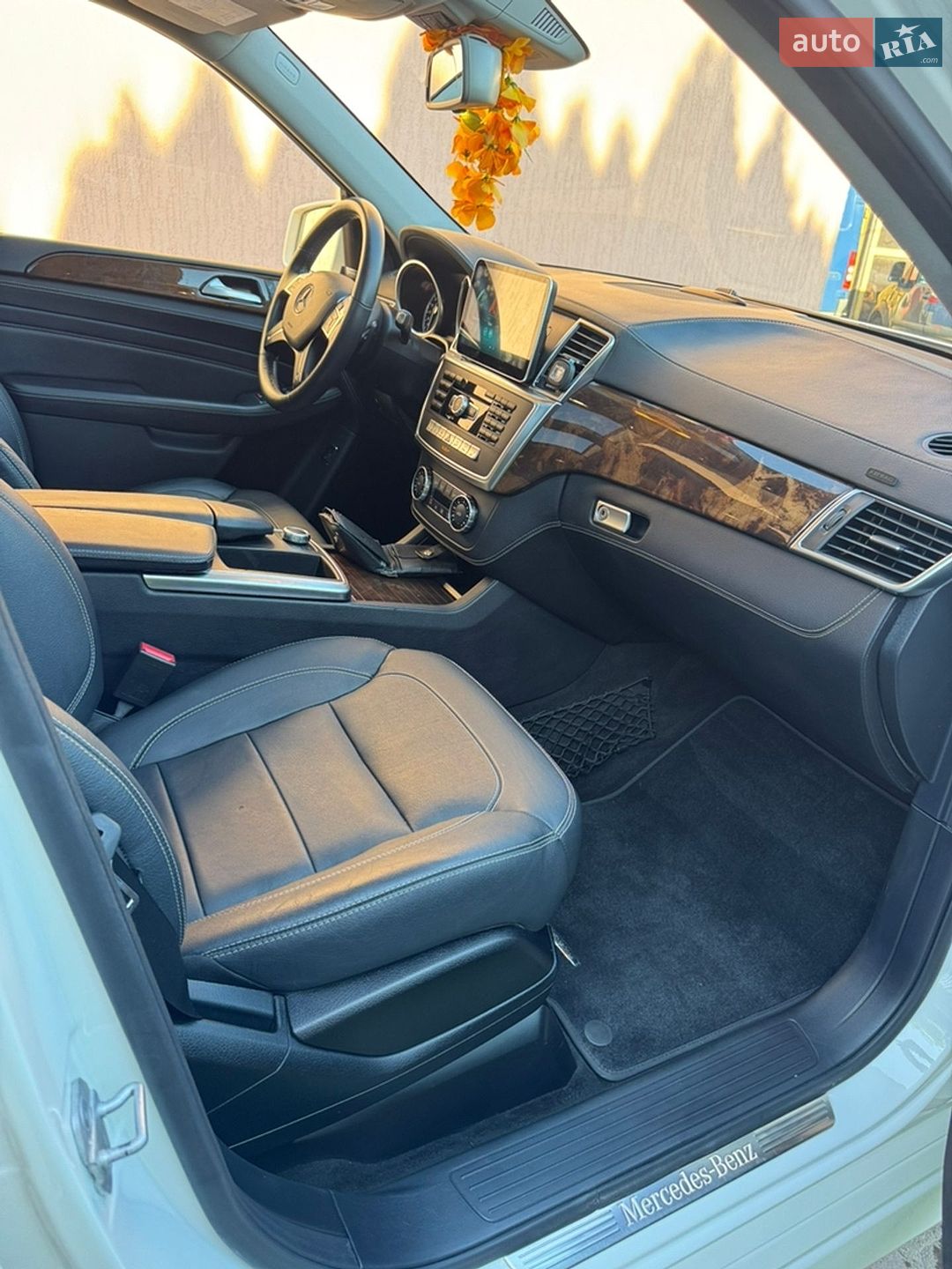 Mercedes-Benz M-Class 2015 VIN 4JGDA5GB1FA538742 фото оголошення 37 з 46