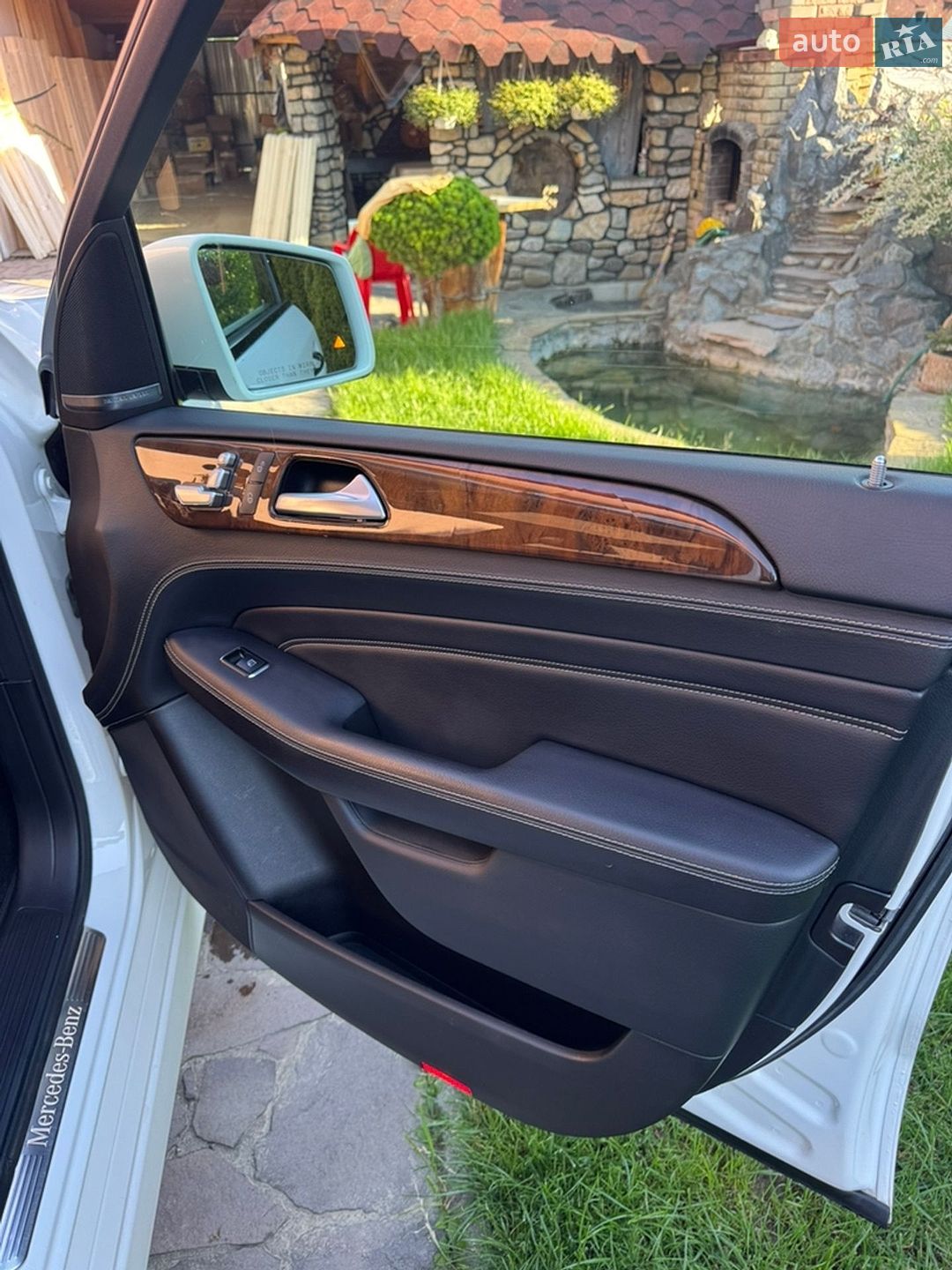 Mercedes-Benz M-Class 2015 VIN 4JGDA5GB1FA538742 фото оголошення 38 з 46