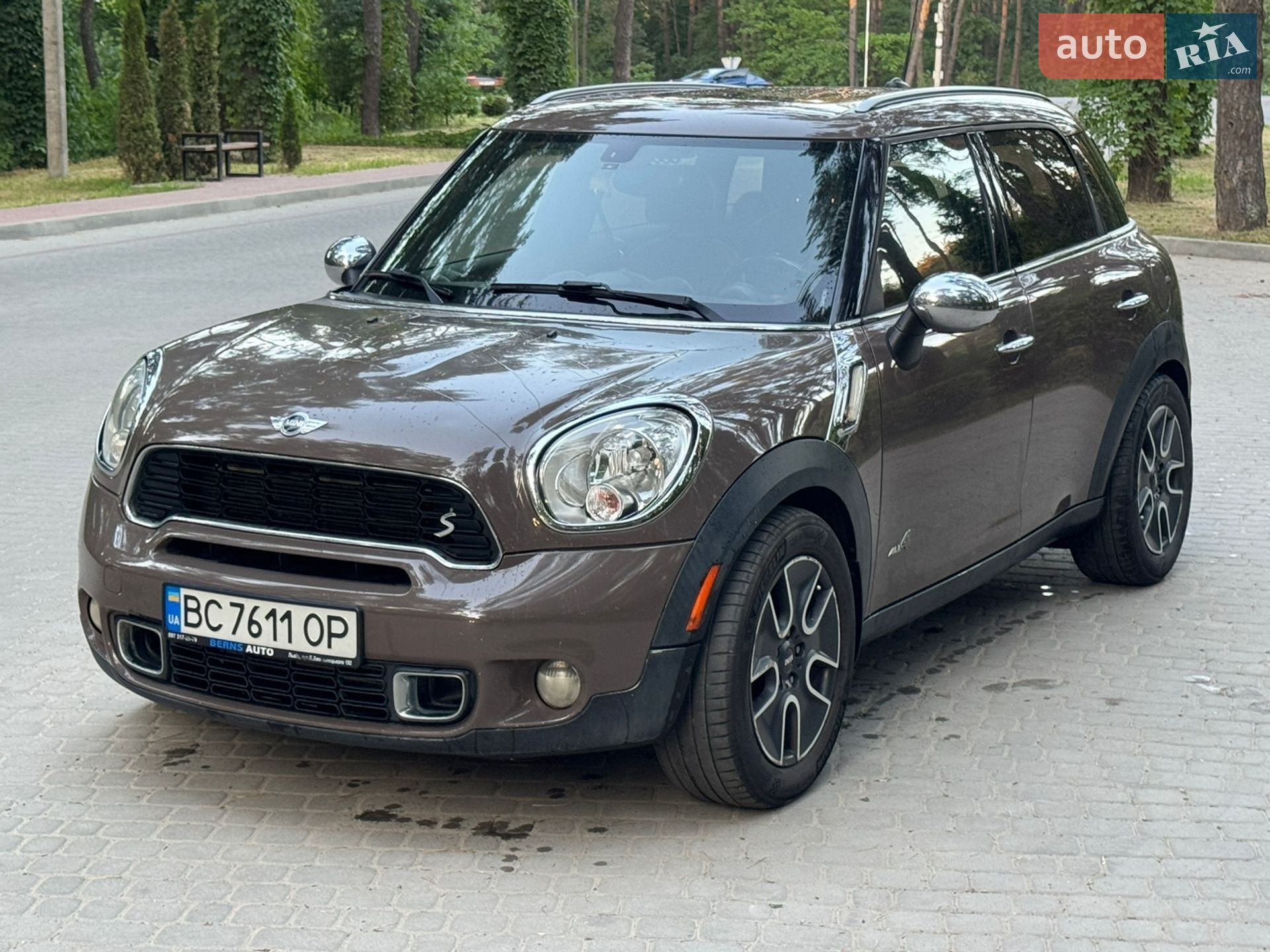 MINI Countryman 2010 VIN WMWZC5C59BWH99392 фото оголошення 2 з 38