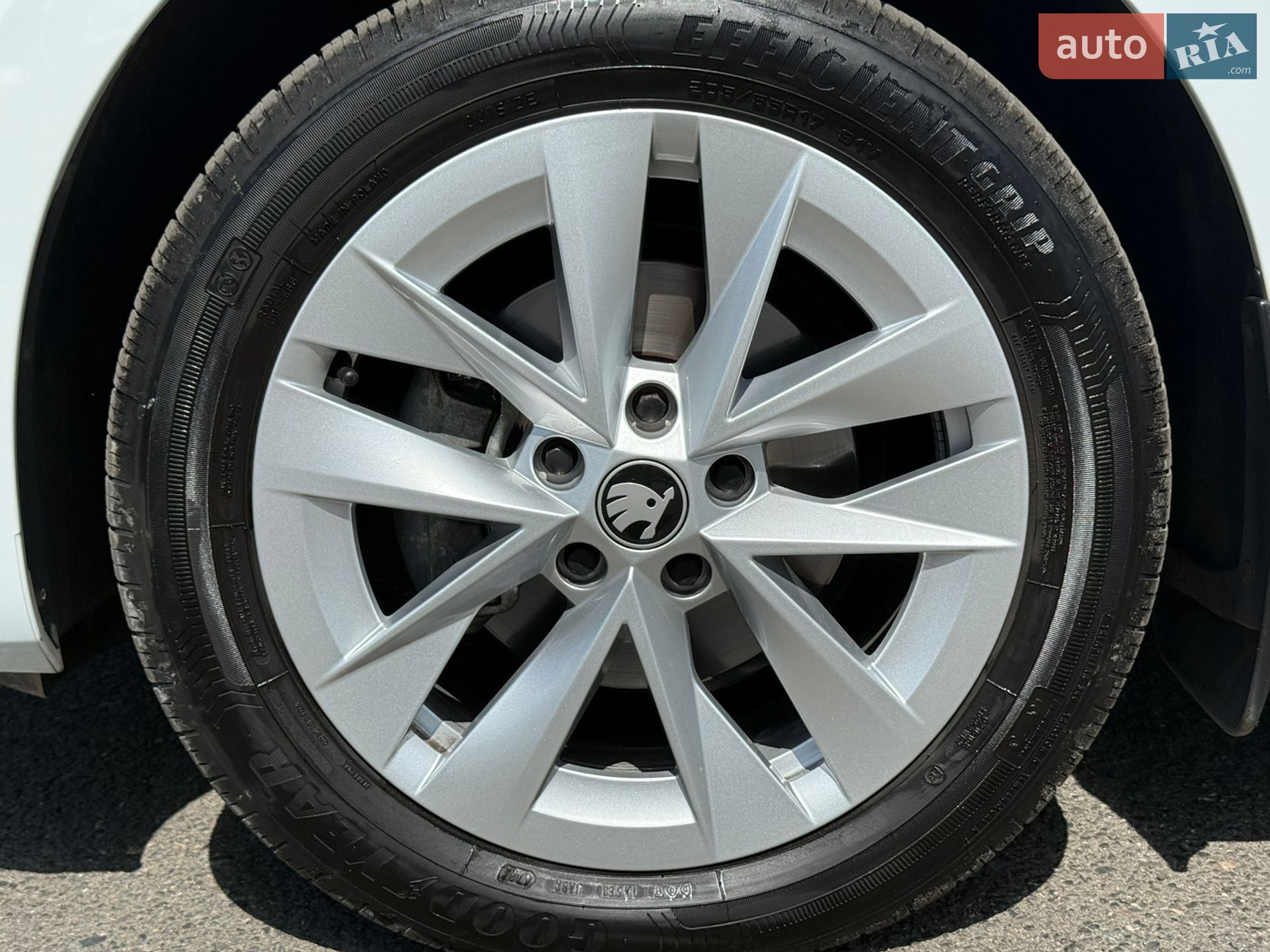 Skoda Octavia 2023 VIN TMBAJ7NX1PY117355 фото оголошення 7 з 26