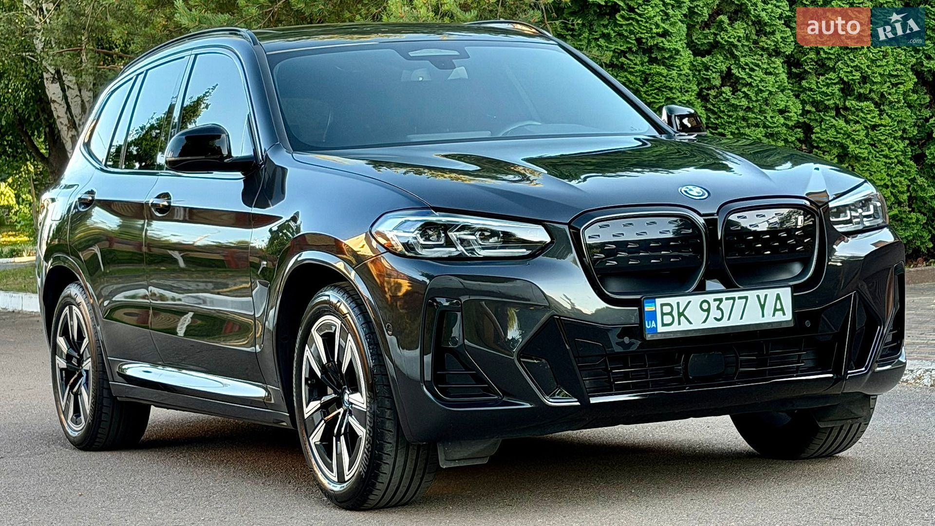 BMW iX3 2023 VIN WBY41DU010SA29433 фото оголошення 2 з 36