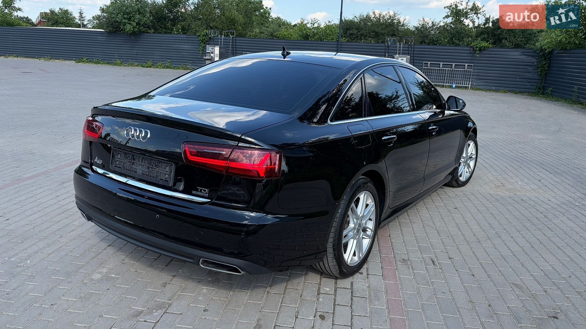 Audi A6 2015 VIN WAUZZZ4G5GN141617 фото оголошення 4 з 21