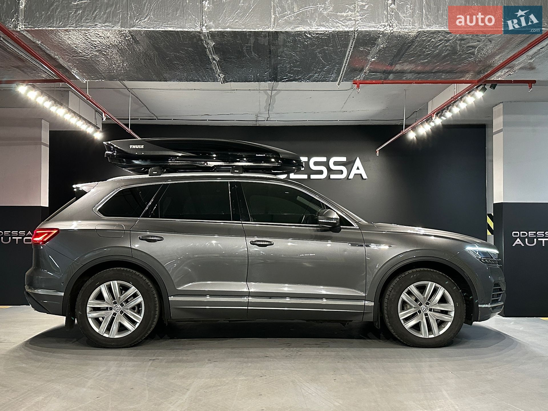 Volkswagen Touareg 2019 VIN WVGZZZCRZKD026854 фото оголошення 16 з 38