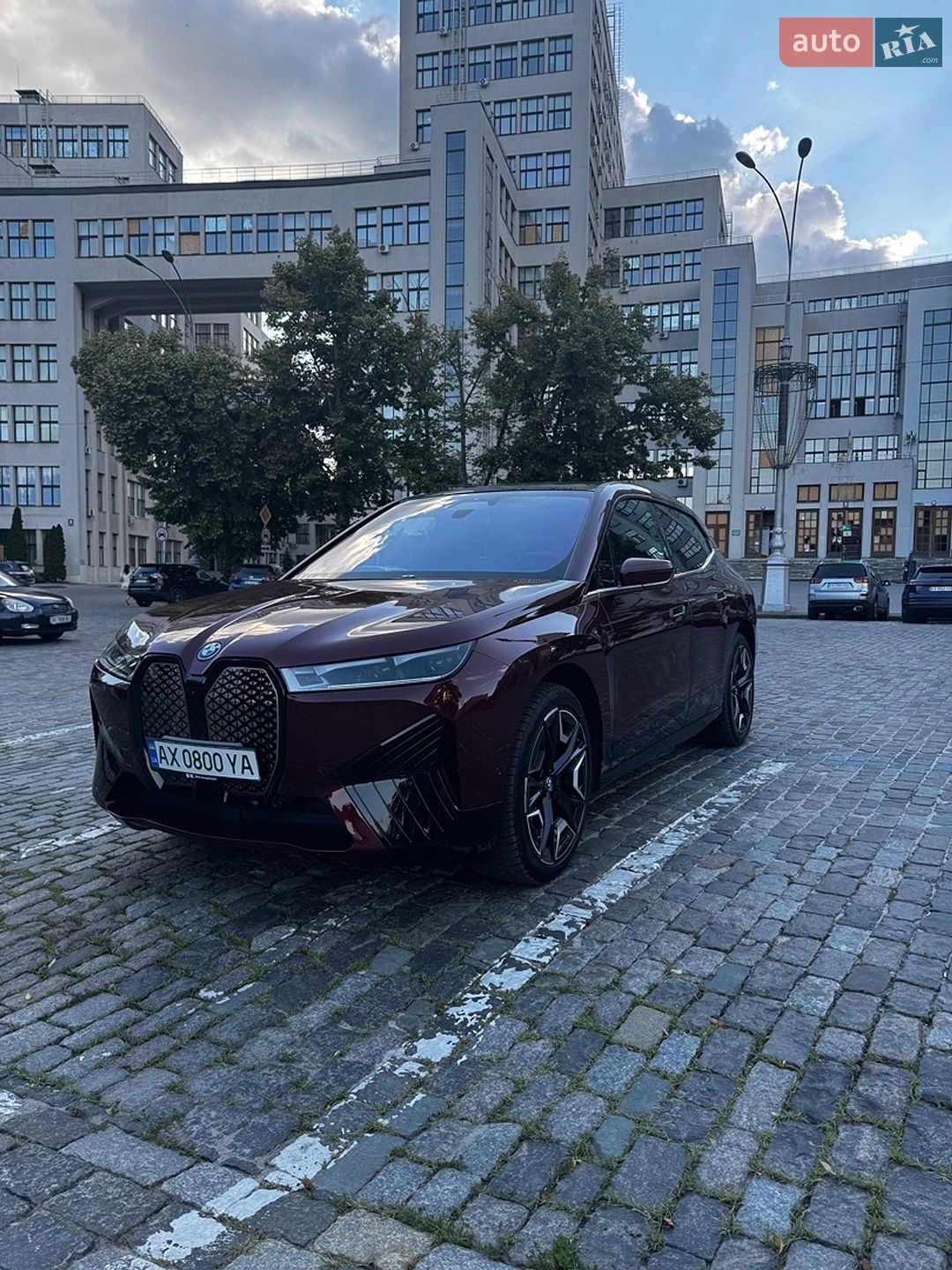 BMW iX 2021 VIN WBY21CF040CH66179 фото оголошення 2 з 78