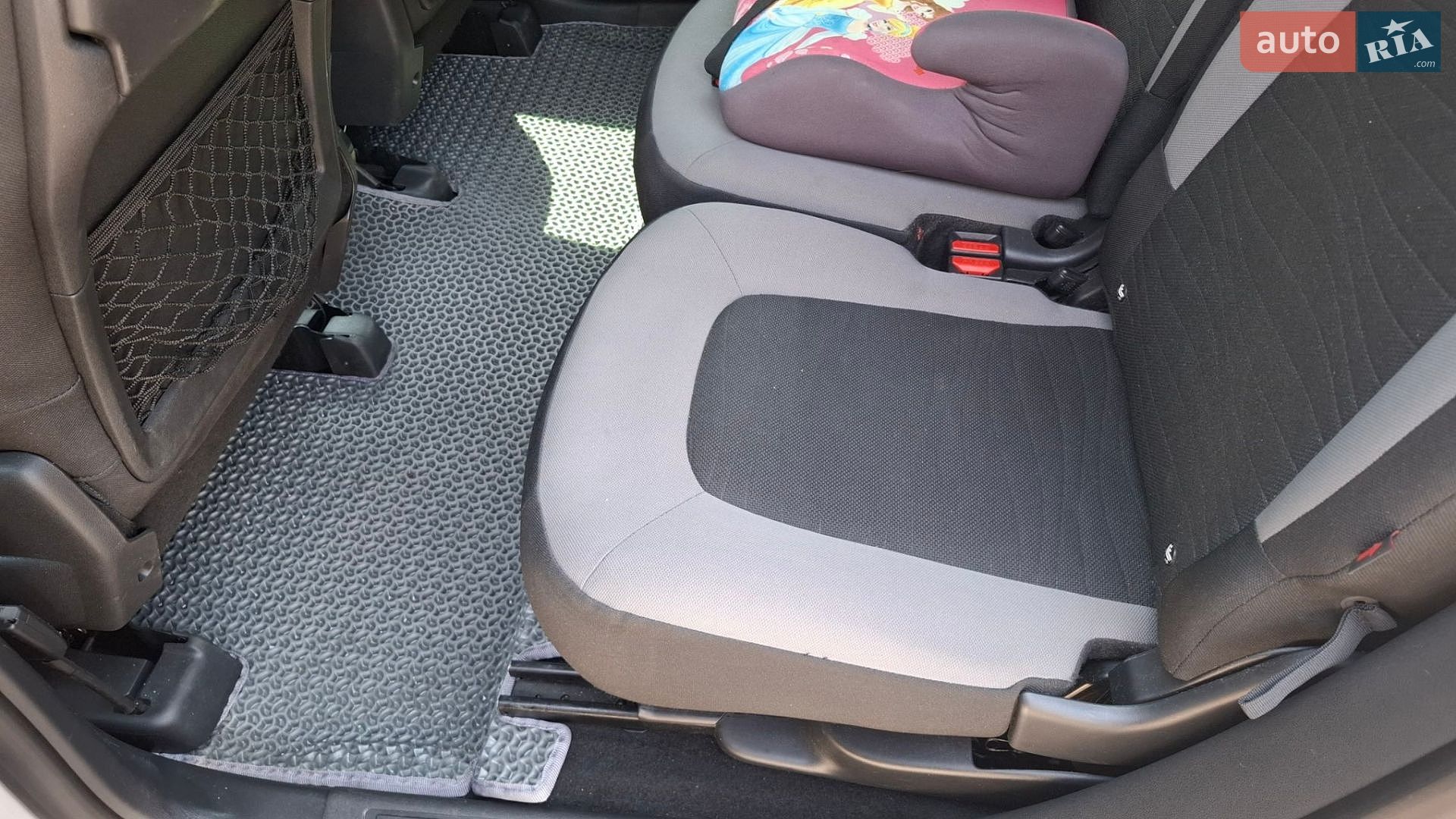 Citroen C4 Picasso 2013 VIN VF73A9HC8DJ795690 фото оголошення 17 з 20